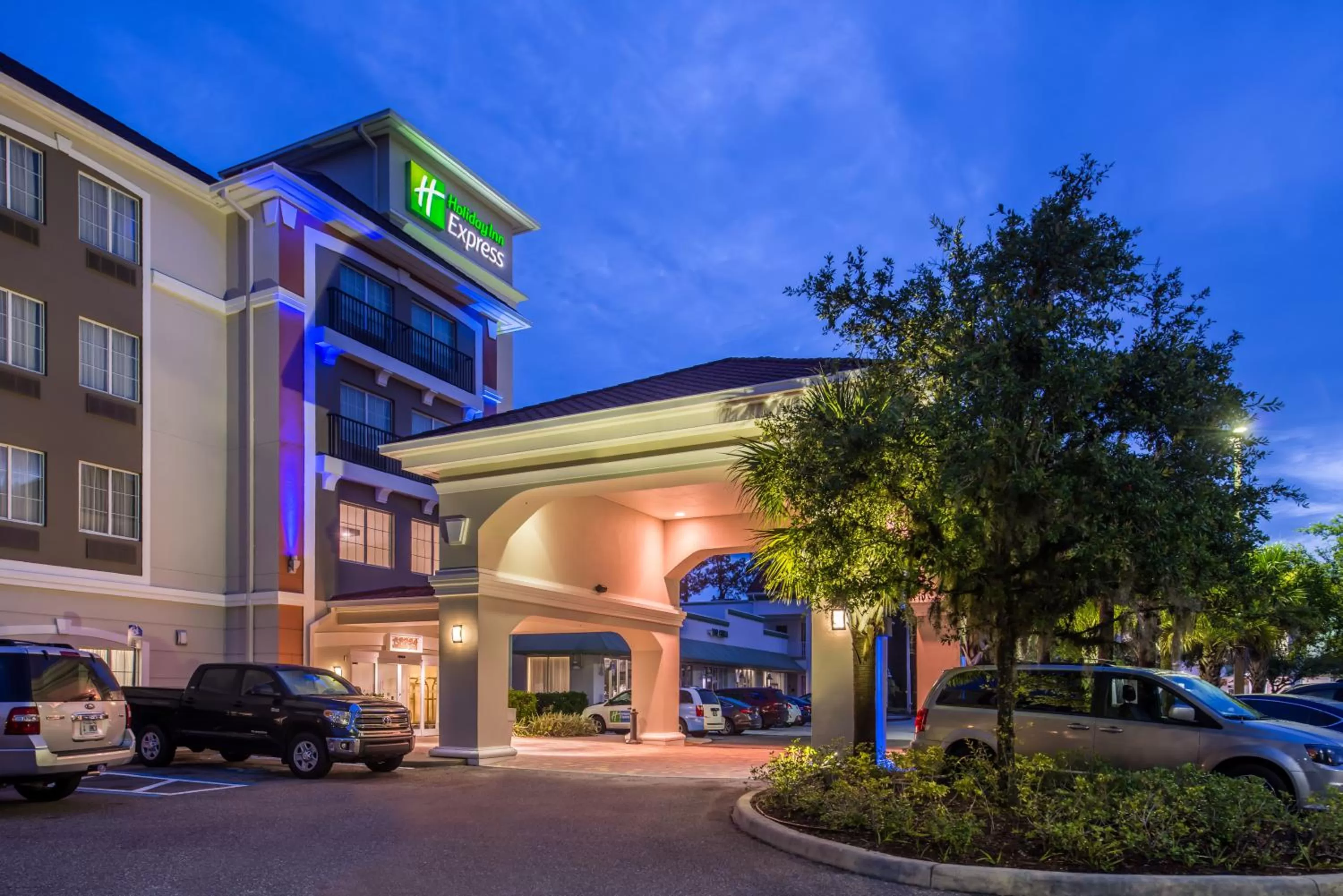 Property building in Holiday Inn Express Tampa North Telecom Park by IHG