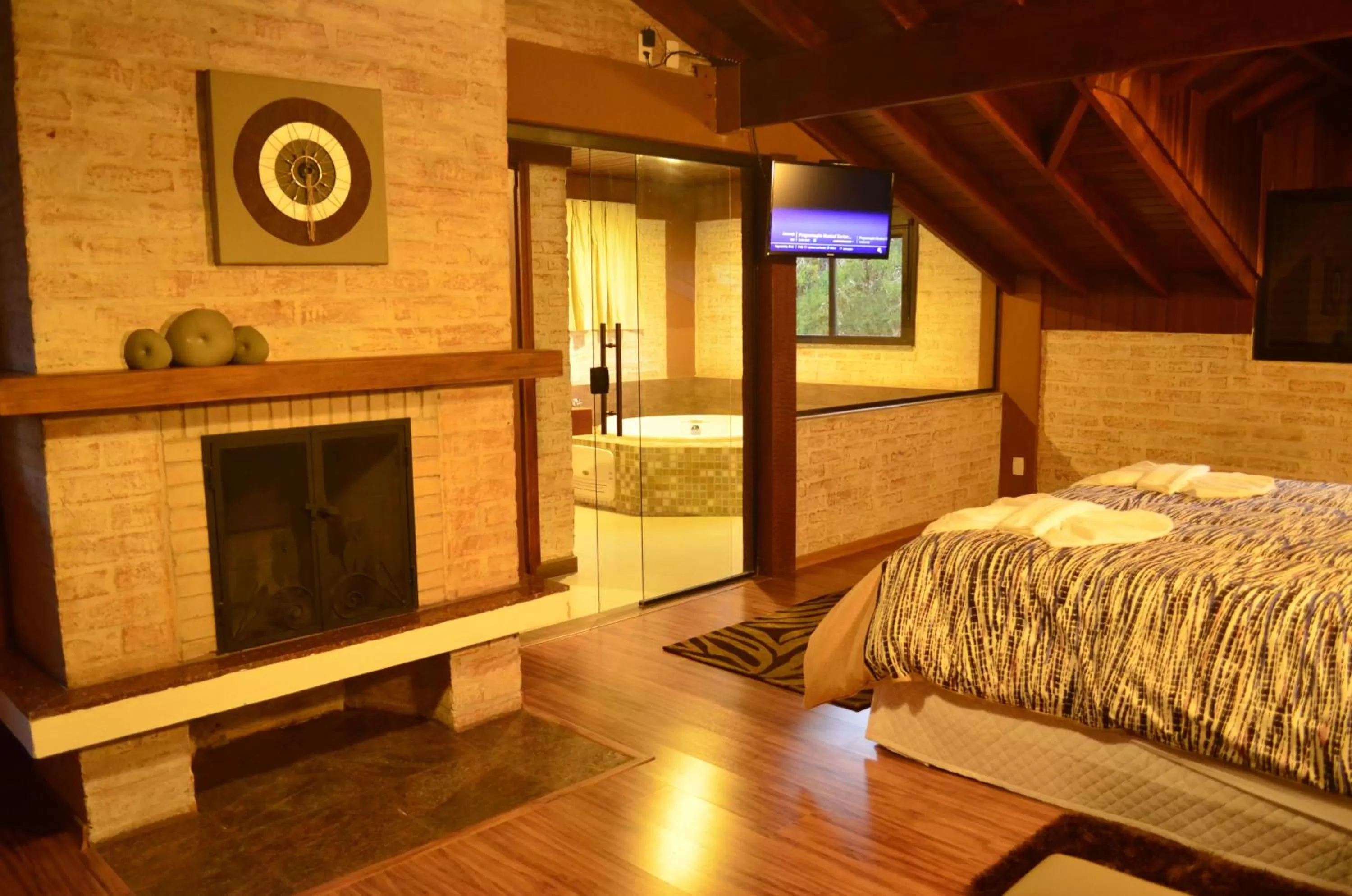 Hot Tub, Bed in Pousada Toca Da Coruja