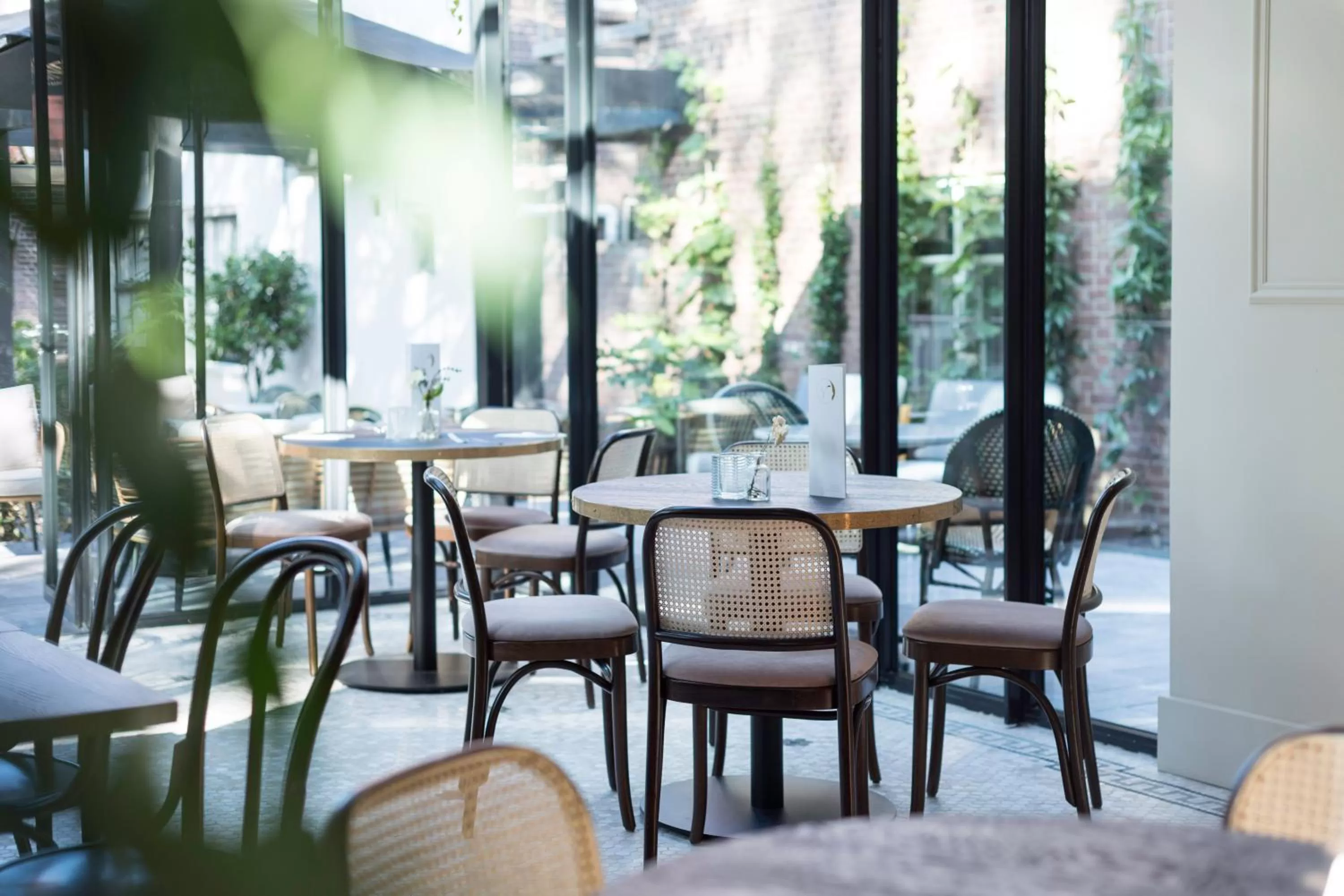 Restaurant/places to eat in Ysbrantsz Boutique Hotel