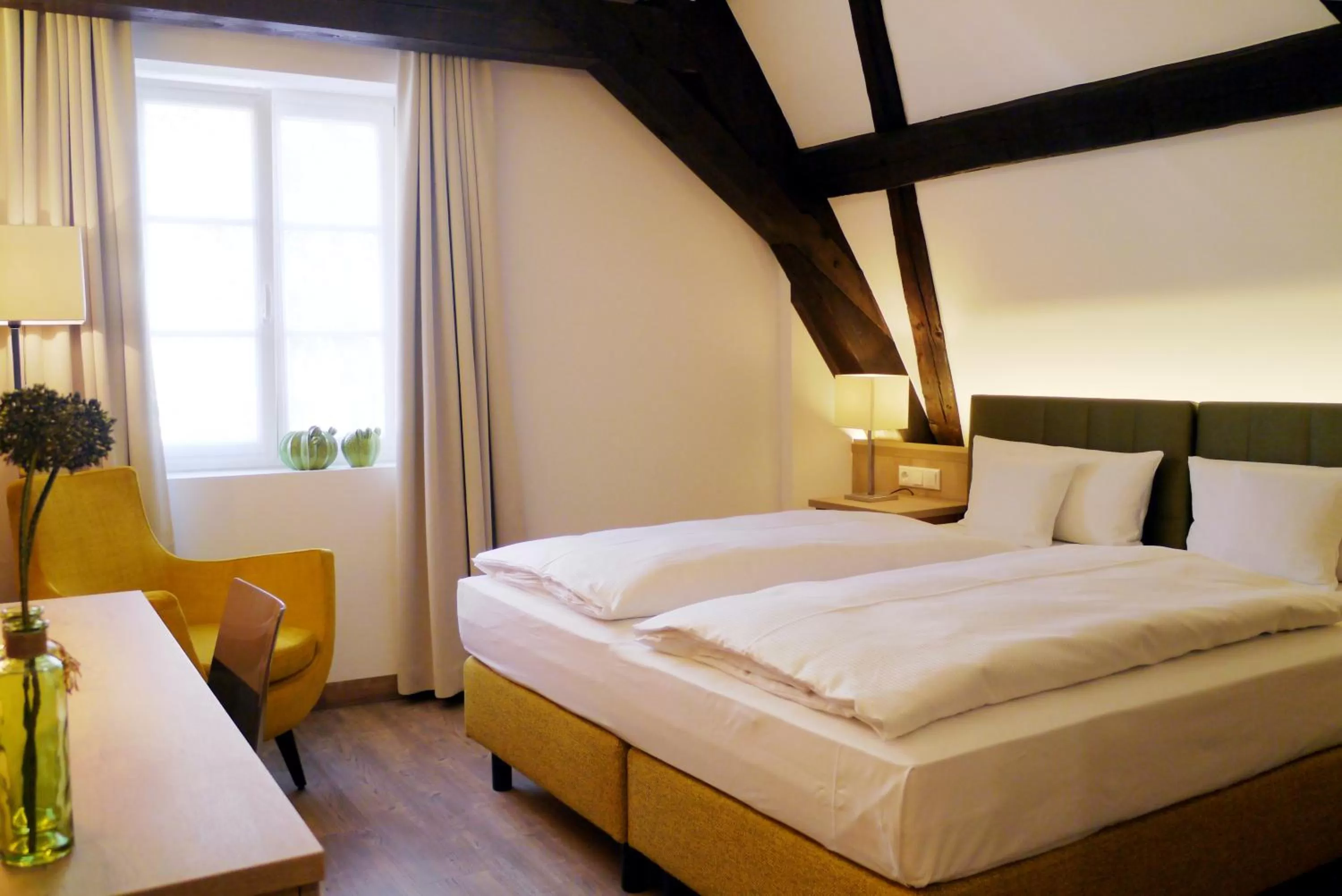 Photo of the whole room, Bed in Das Brunners