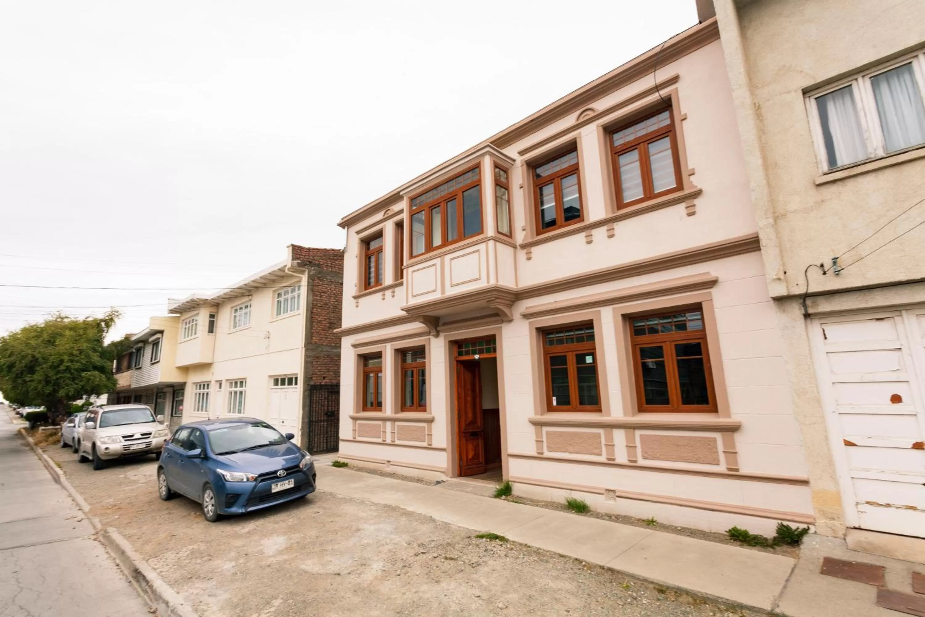 Facade/entrance in Hostal Boutique Patagonia Mística