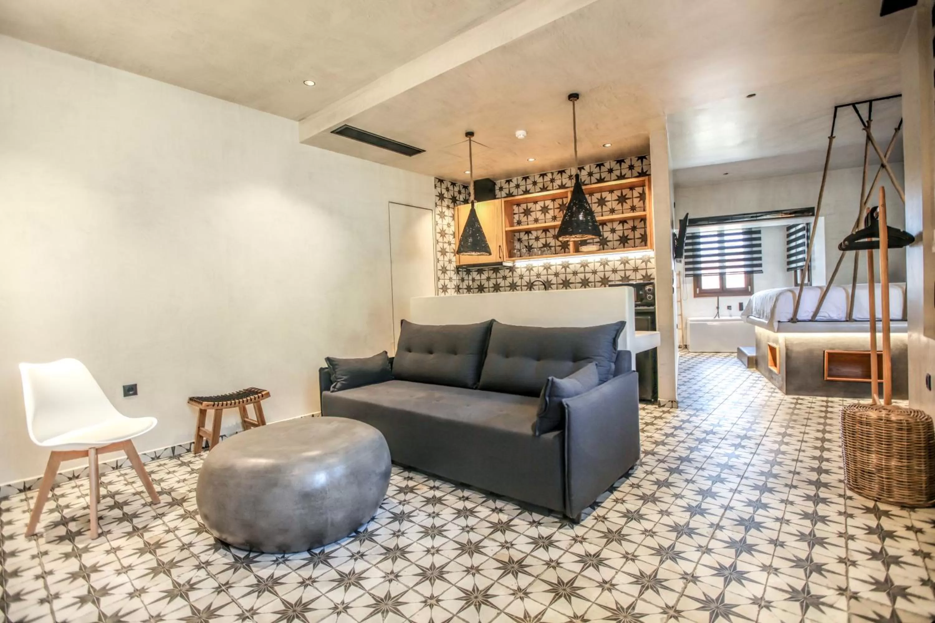 Bed, Seating Area in Meteora Heaven and Earth Kastraki premium suites