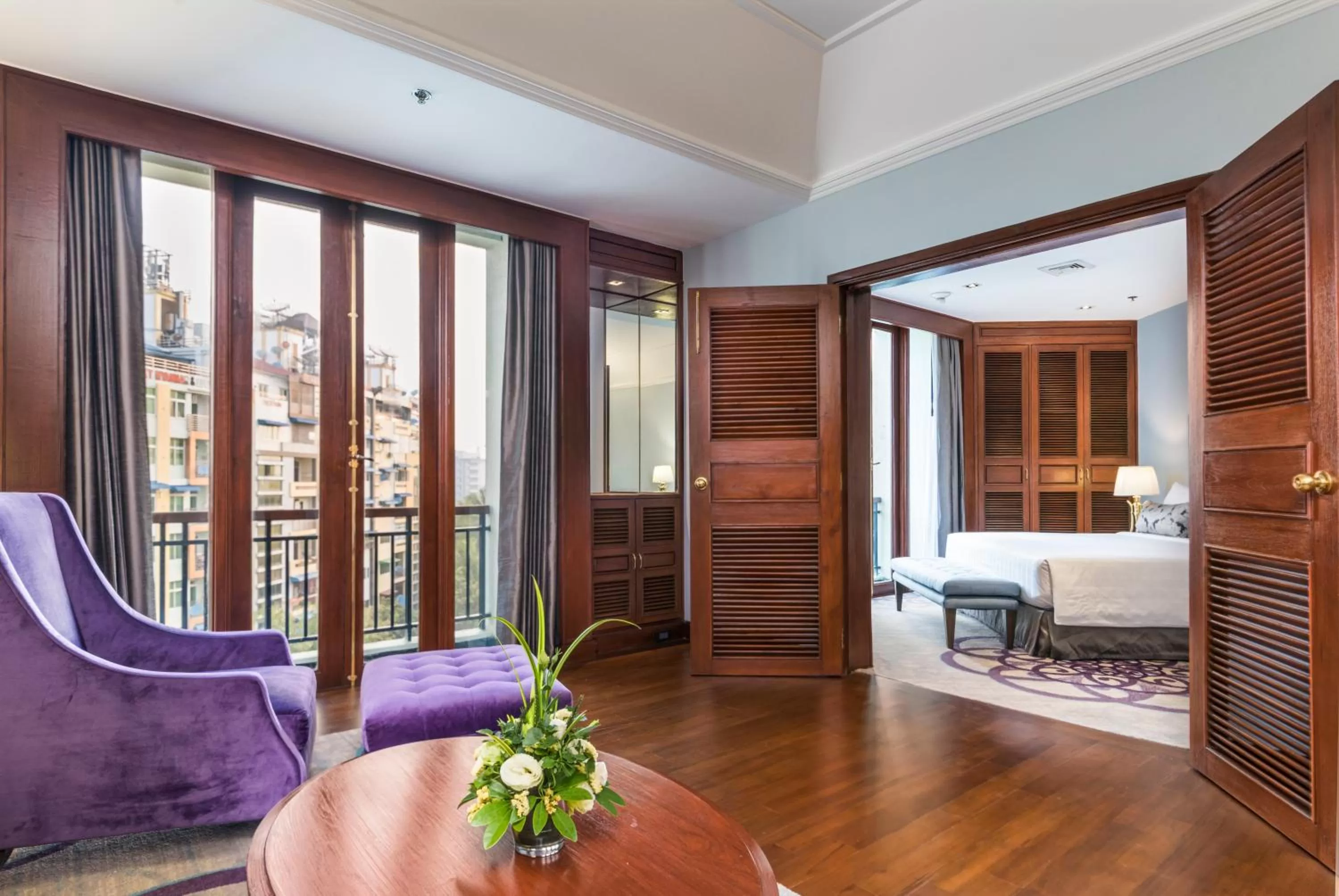 Balcony/Terrace in Chatrium Hotel Royal Lake Yangon