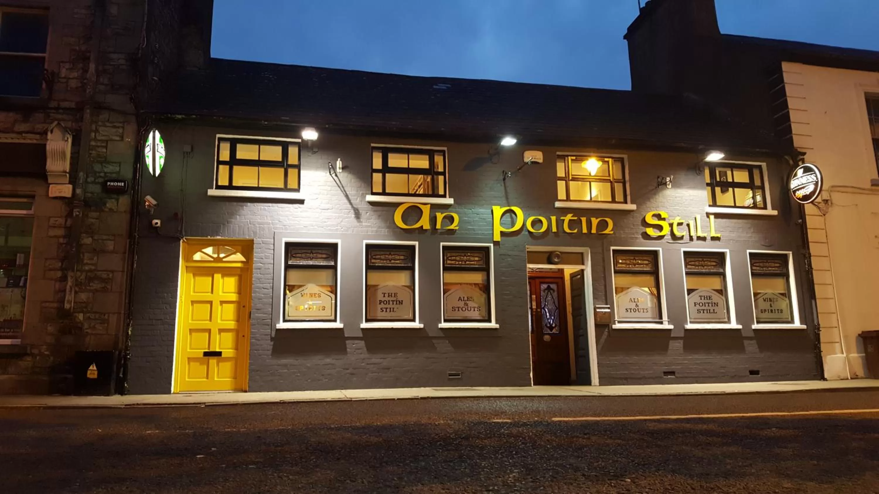 Property building in Ridge-Rock Accommodation