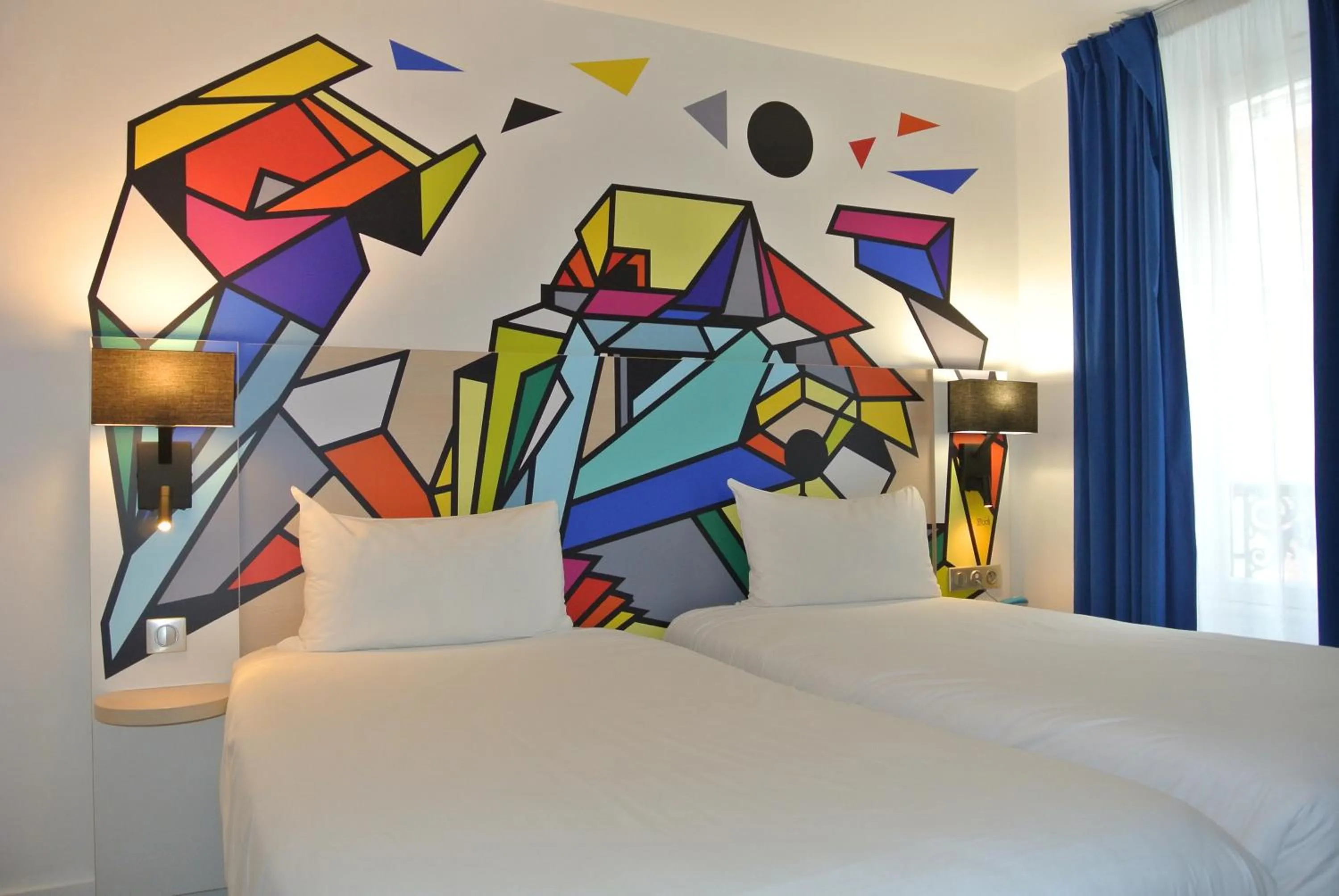 Photo of the whole room, Bed in ibis Styles Paris Maine Montparnasse