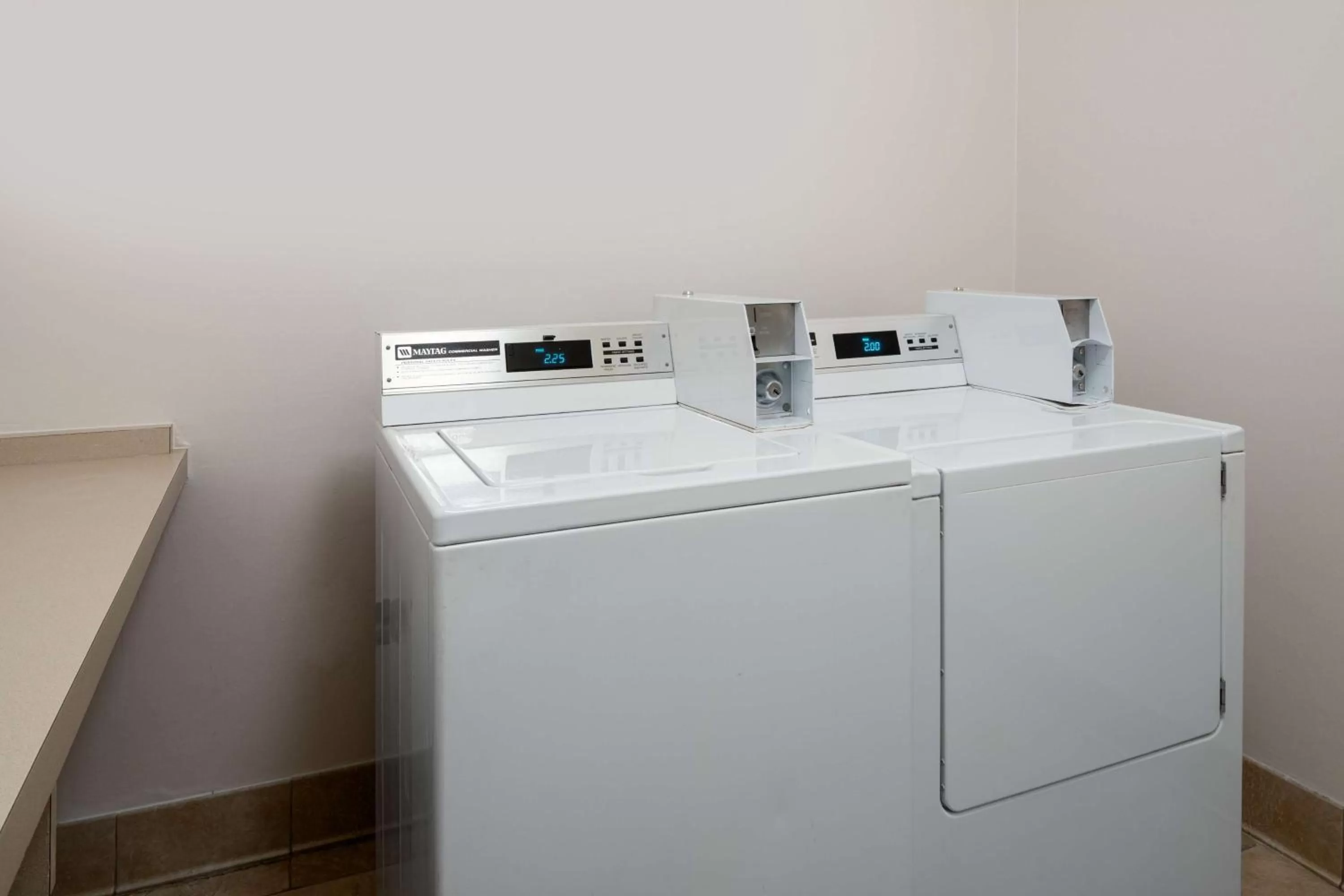 Property building in Hilton Garden Inn Folsom