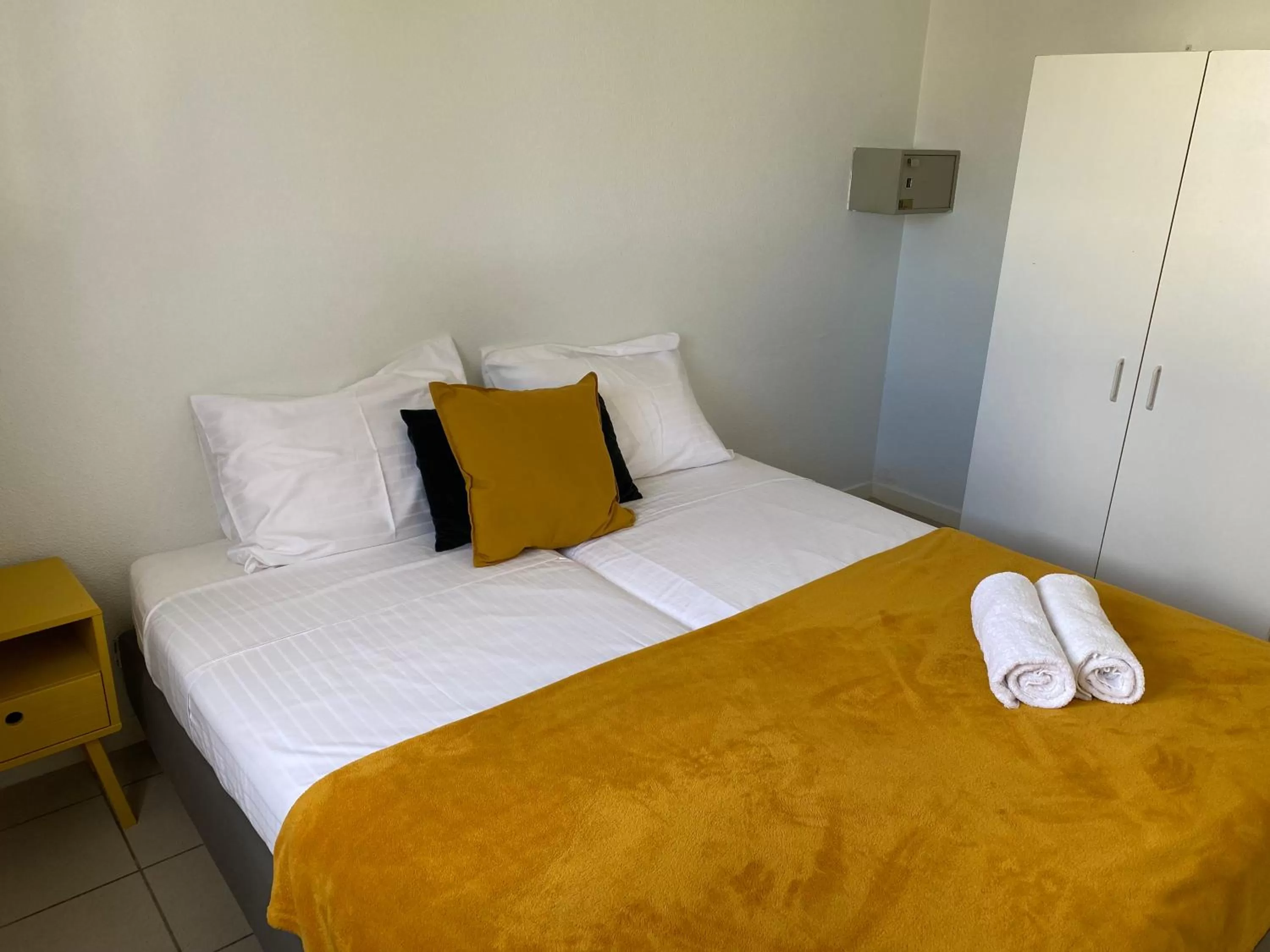 Bedroom, Bed in Montana Eco Resort