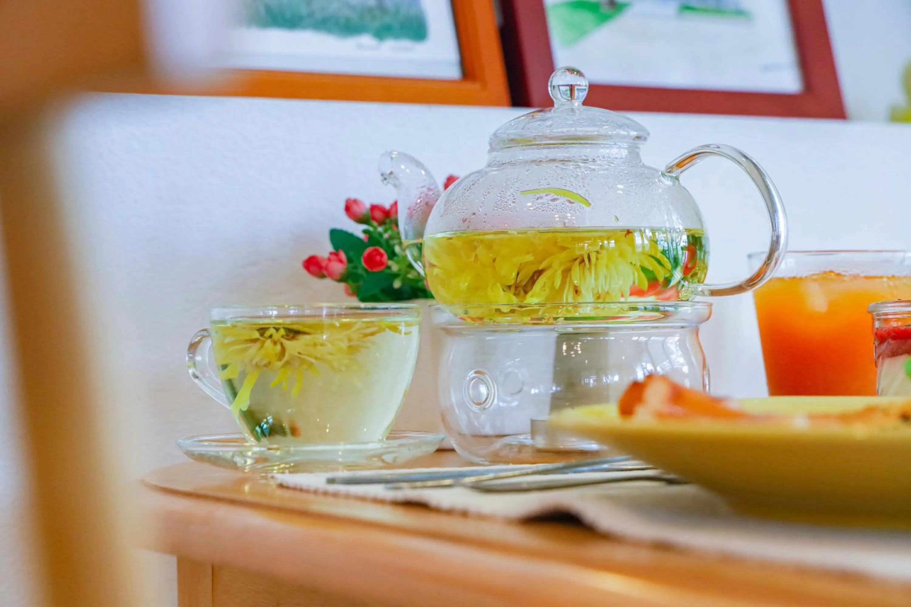 Food and drinks in Jamjuree Home at Udonthani