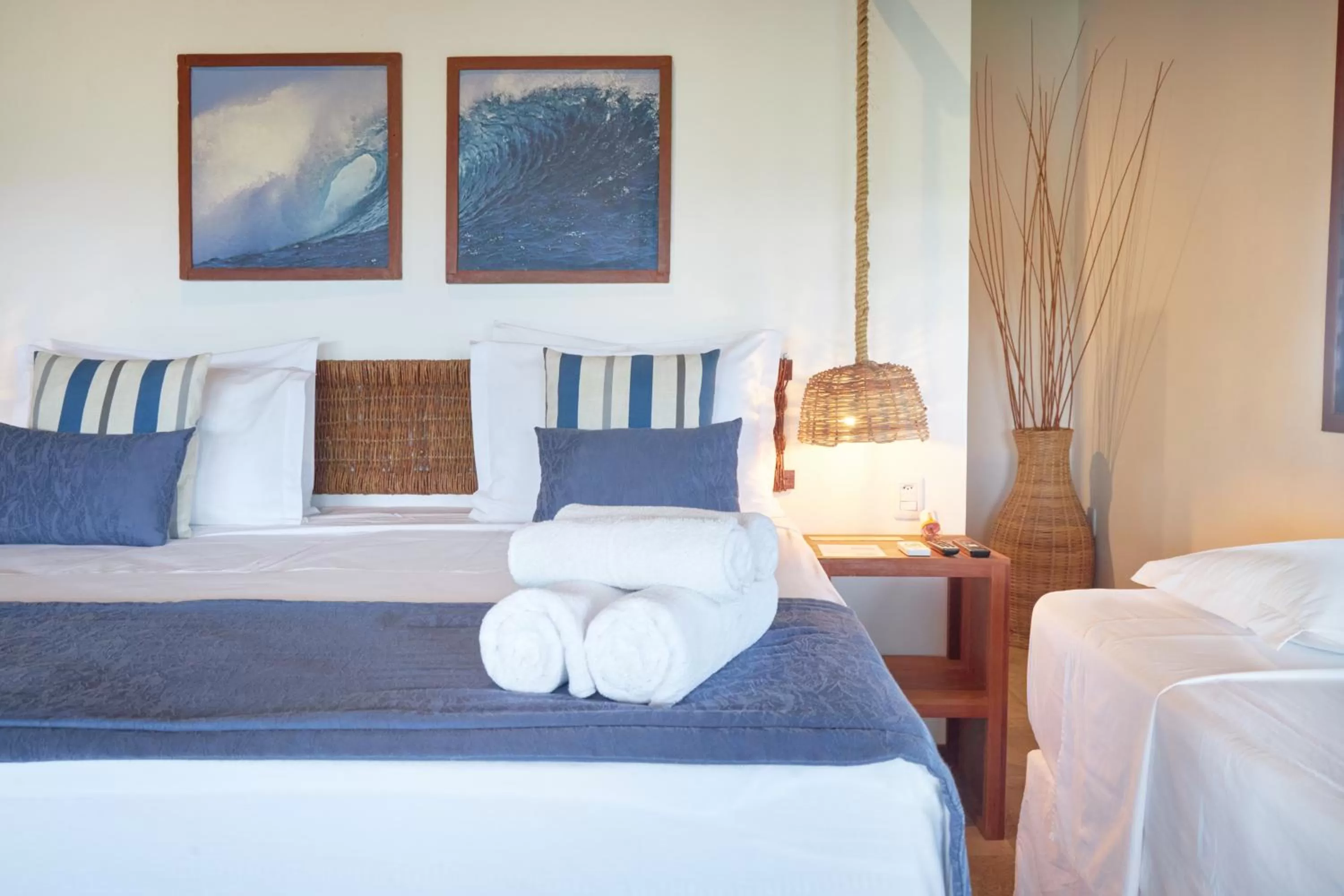 Bed in Kauli Seadi Beach Hotel