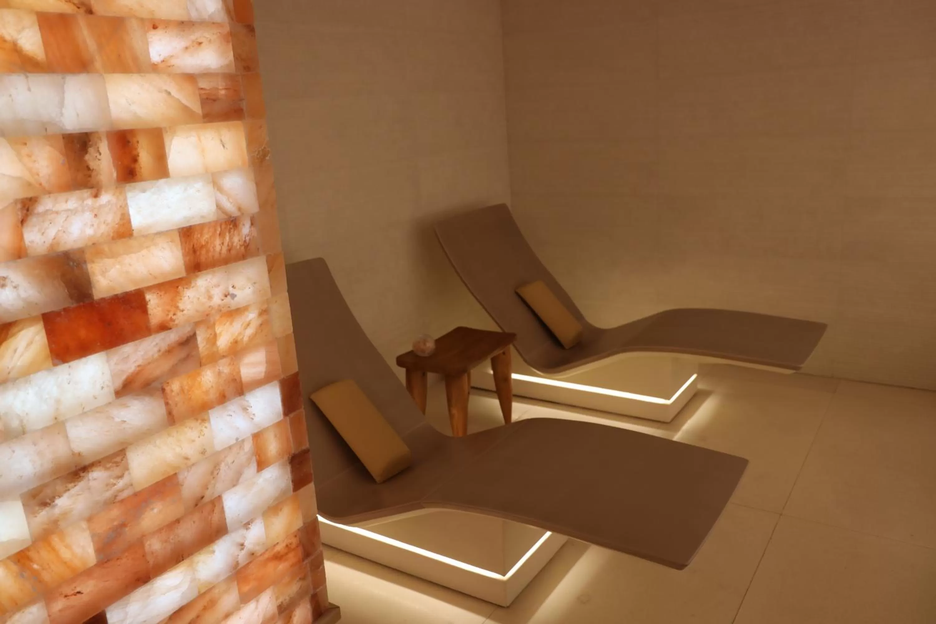 Spa and wellness centre/facilities in Hotel Paso Del Norte, Autograph Collection