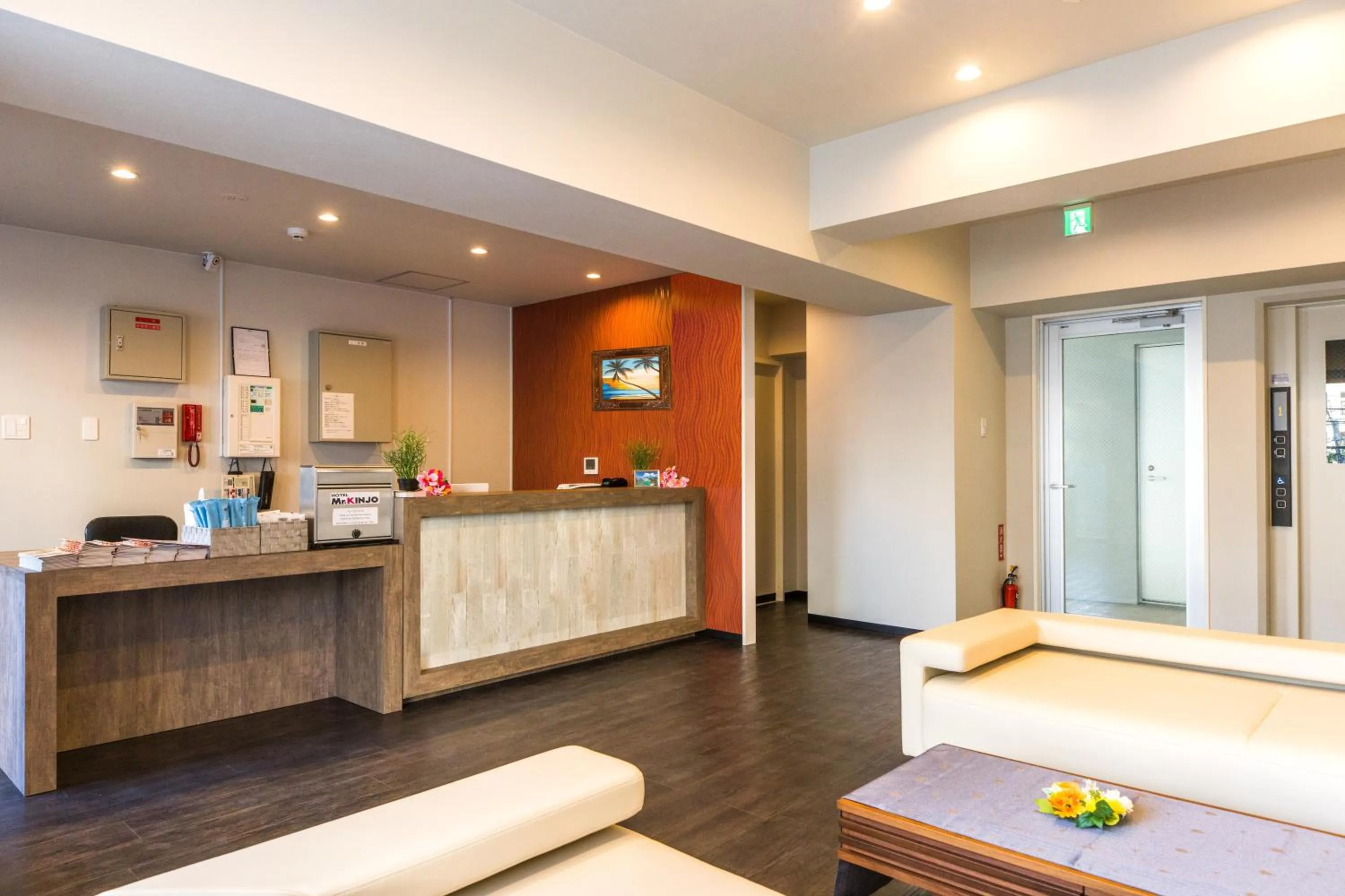 Staff, Lobby/Reception in Mr.KINJO in SAKAEMACHI