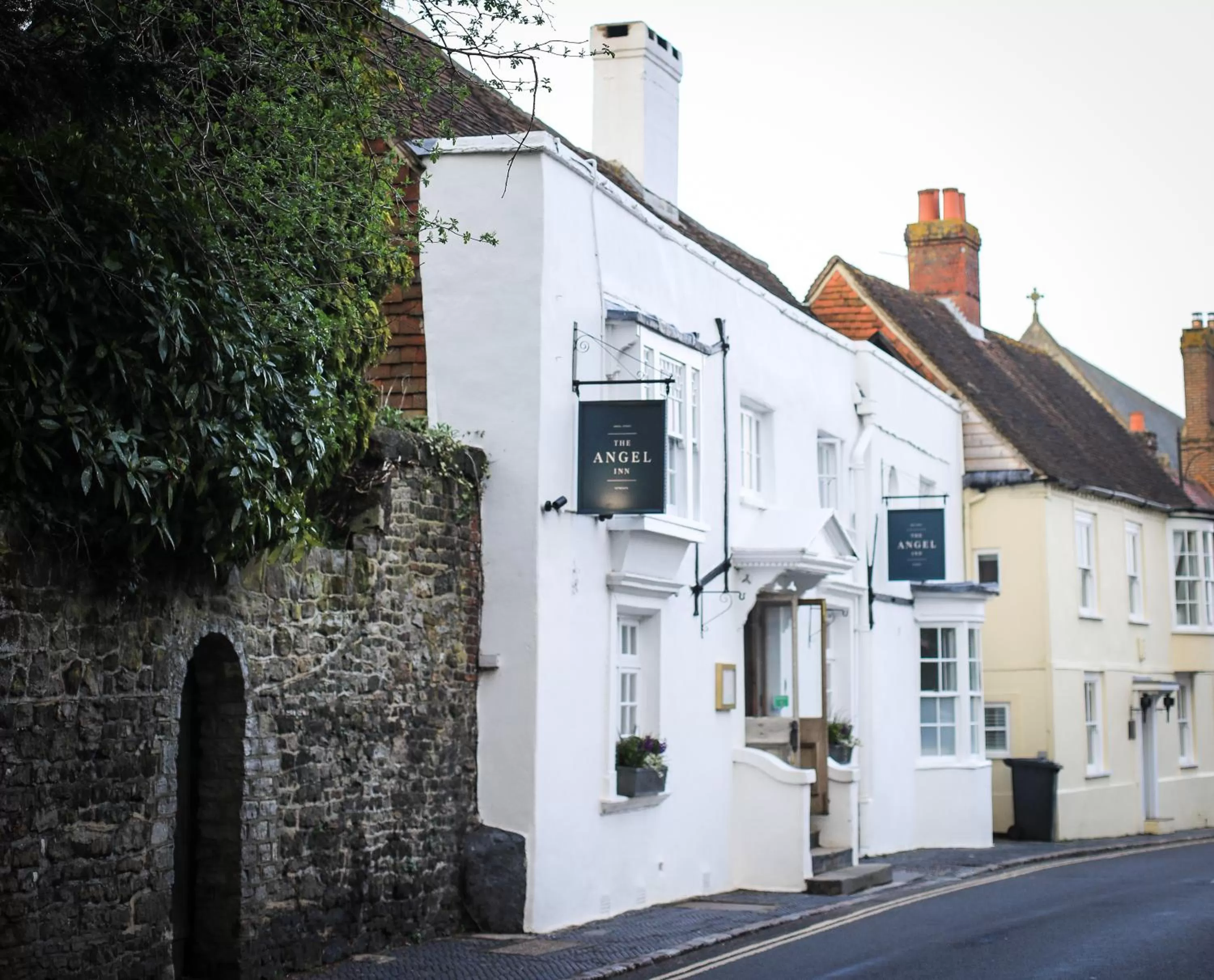 Facade/entrance in The Angel Inn, Petworth