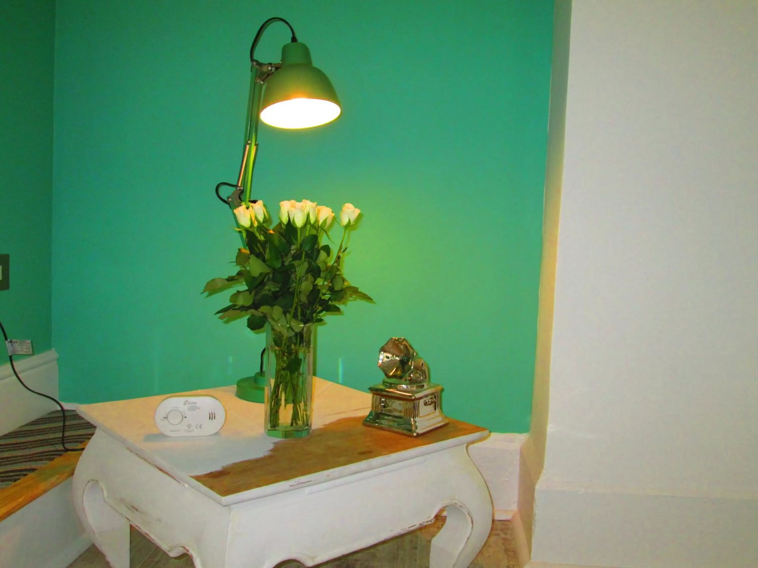 Living room in Weston Manor