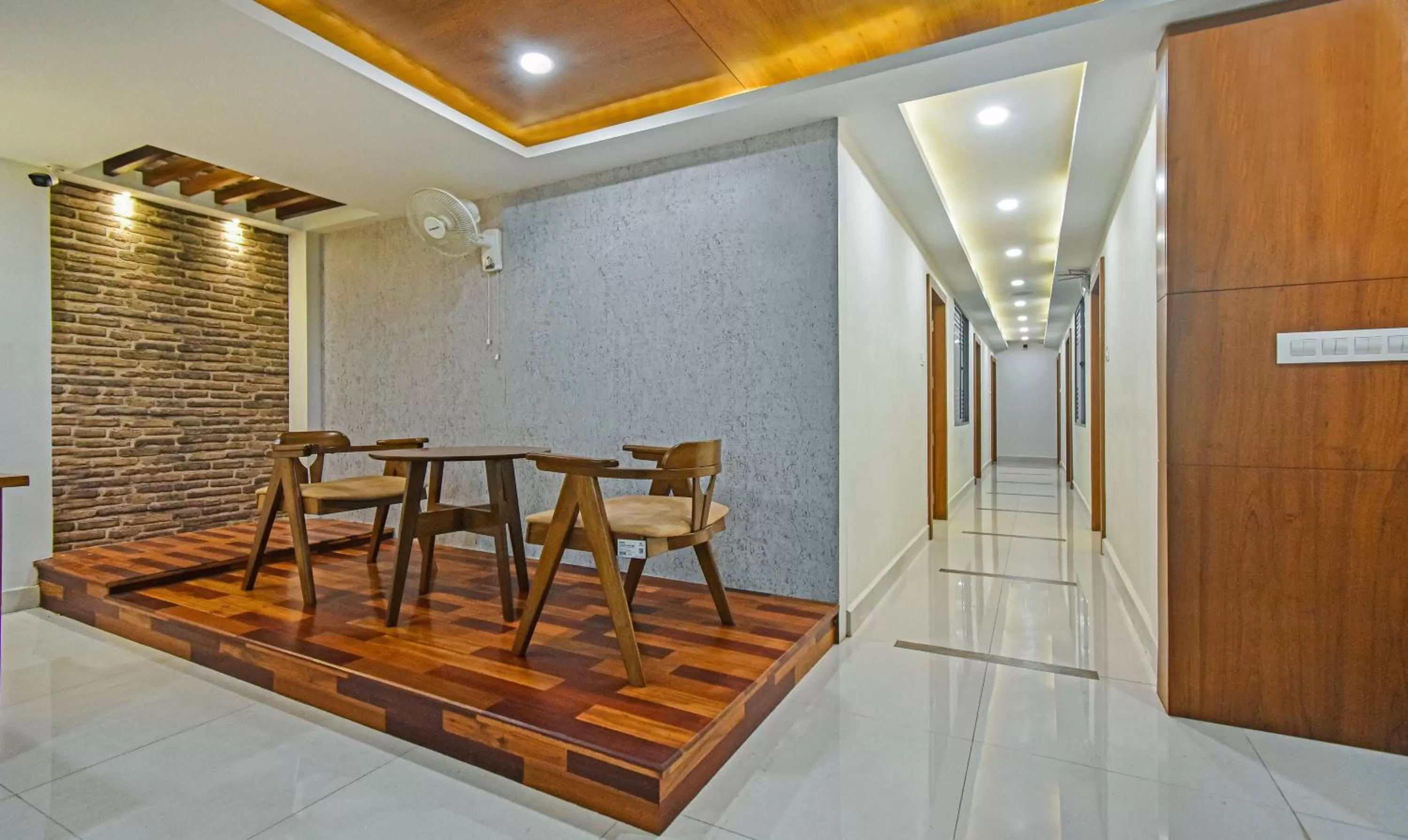 Breakfast in Itsy By Treebo - Deluxe Inn