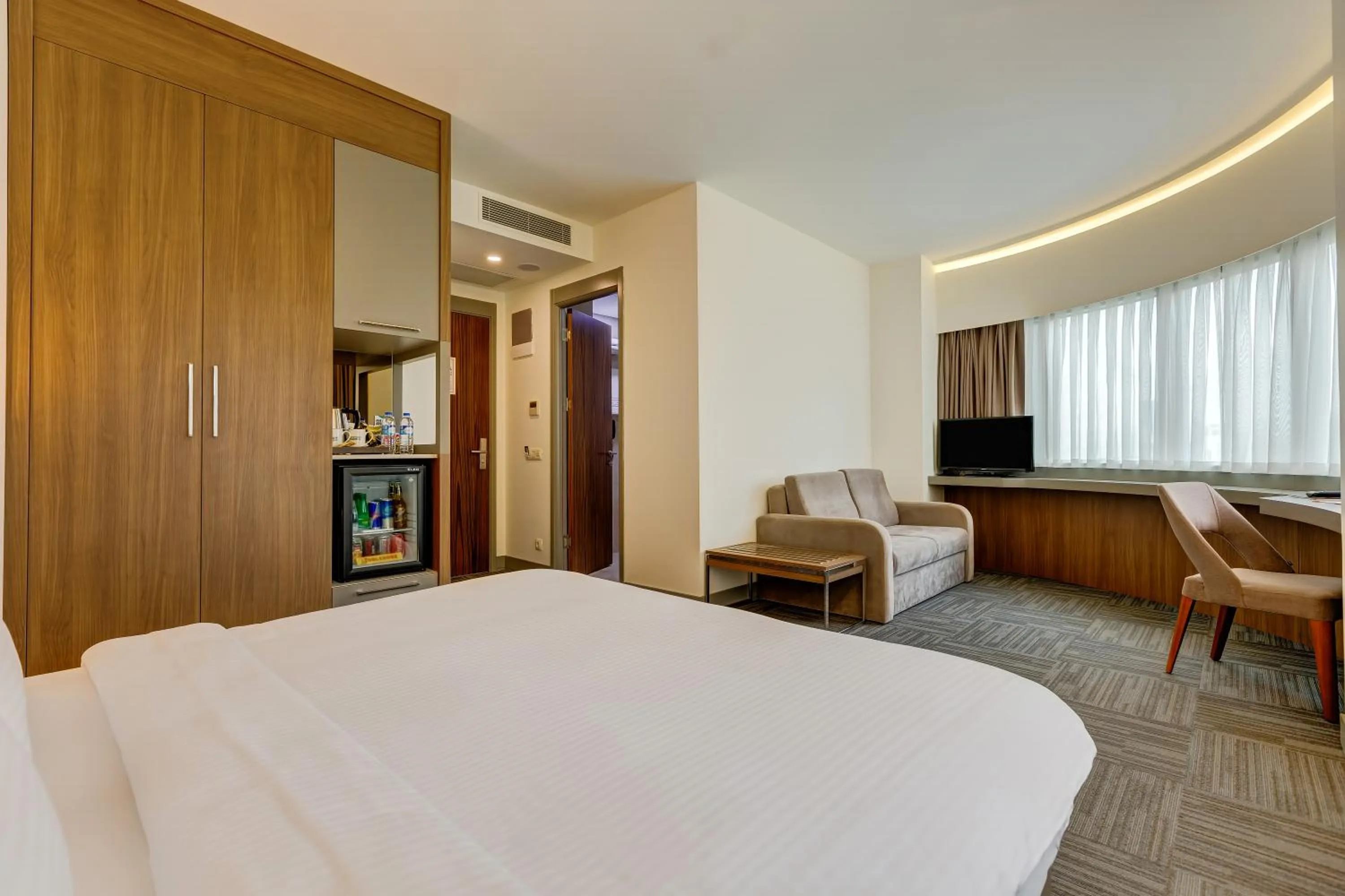 Photo of the whole room, Bed in Plus Hotel Bostanci Atasehir
