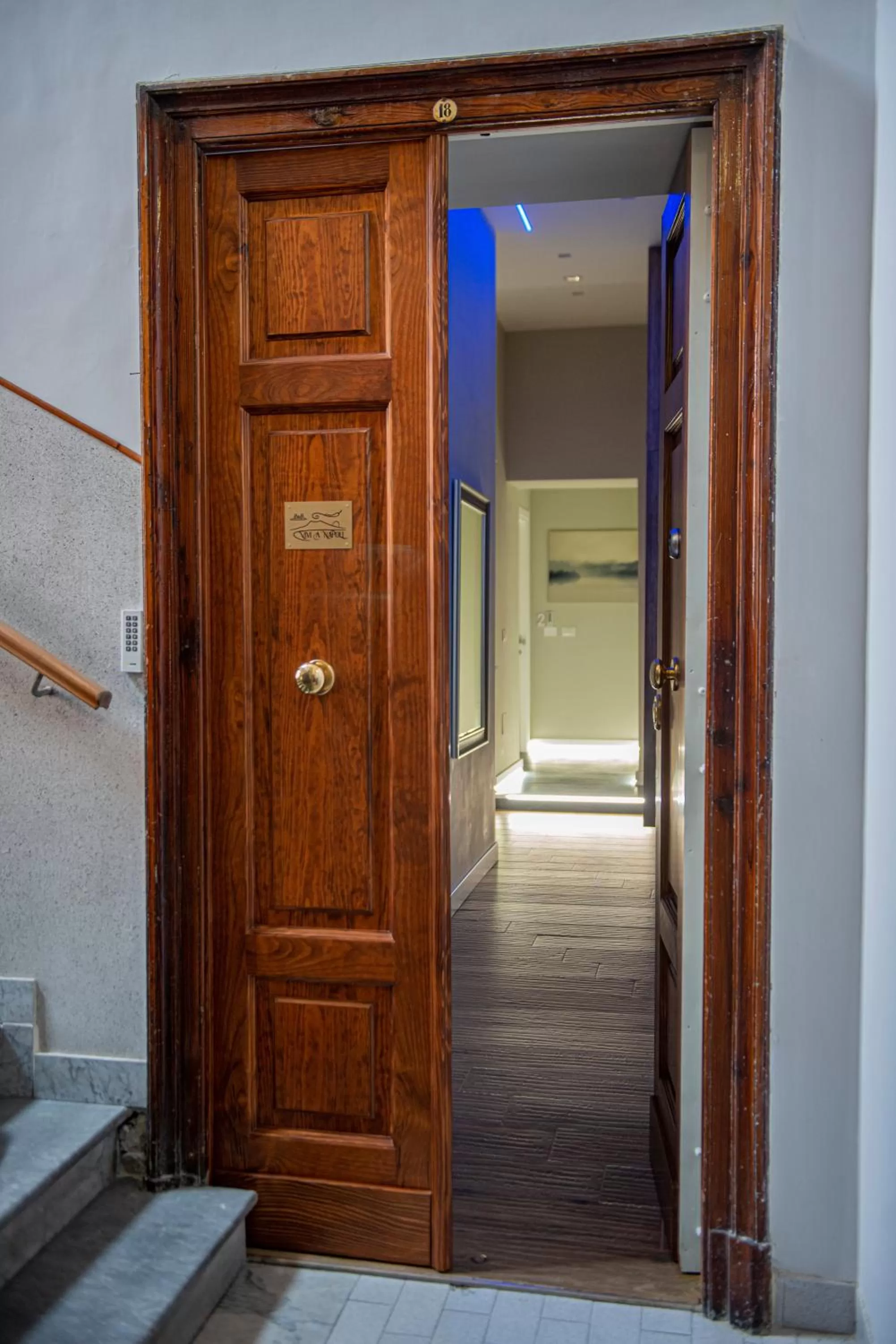 elevator in VIVI A NAPOLI