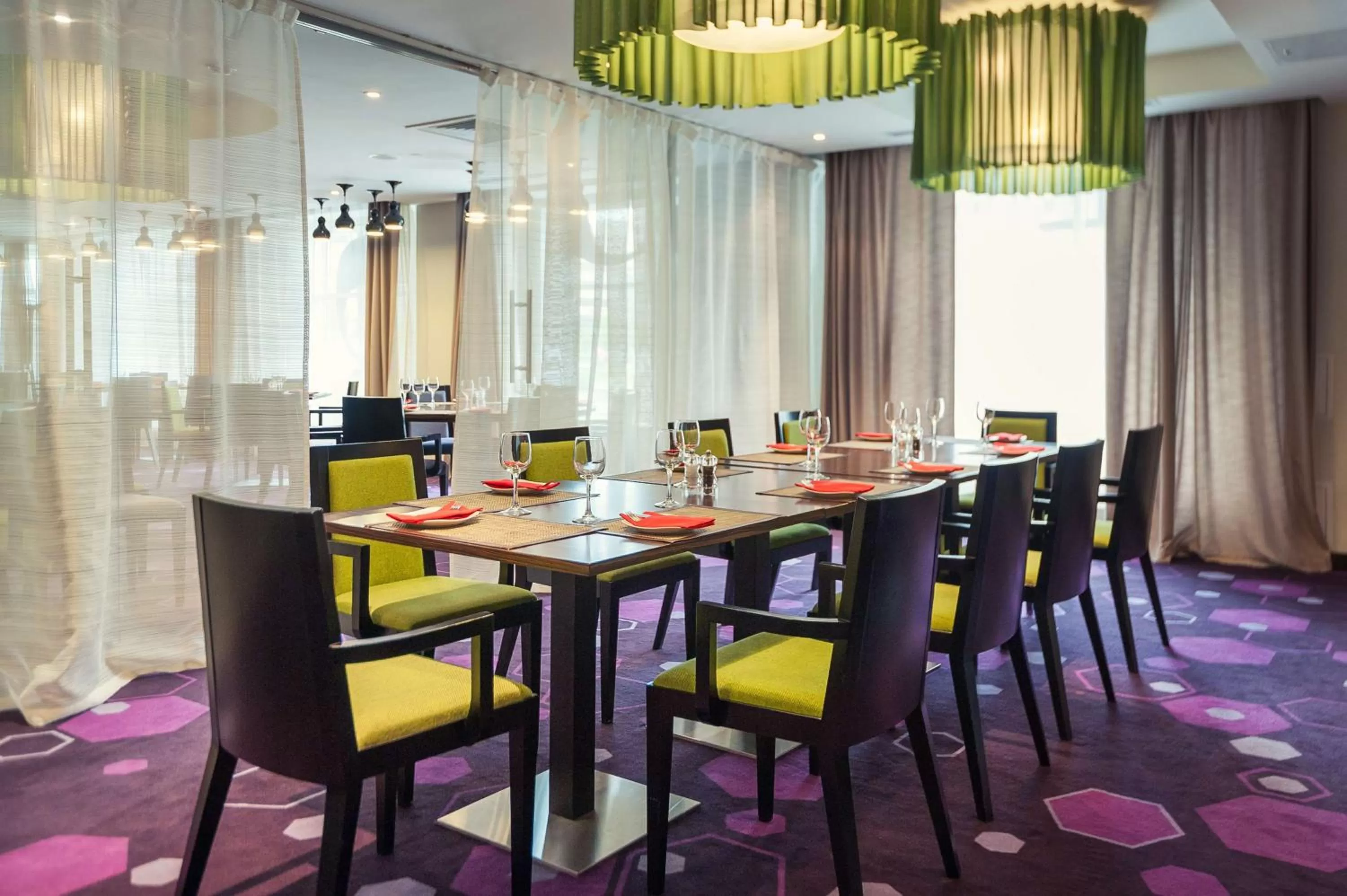 Restaurant/places to eat in Park Inn by Radisson Hotel Astana