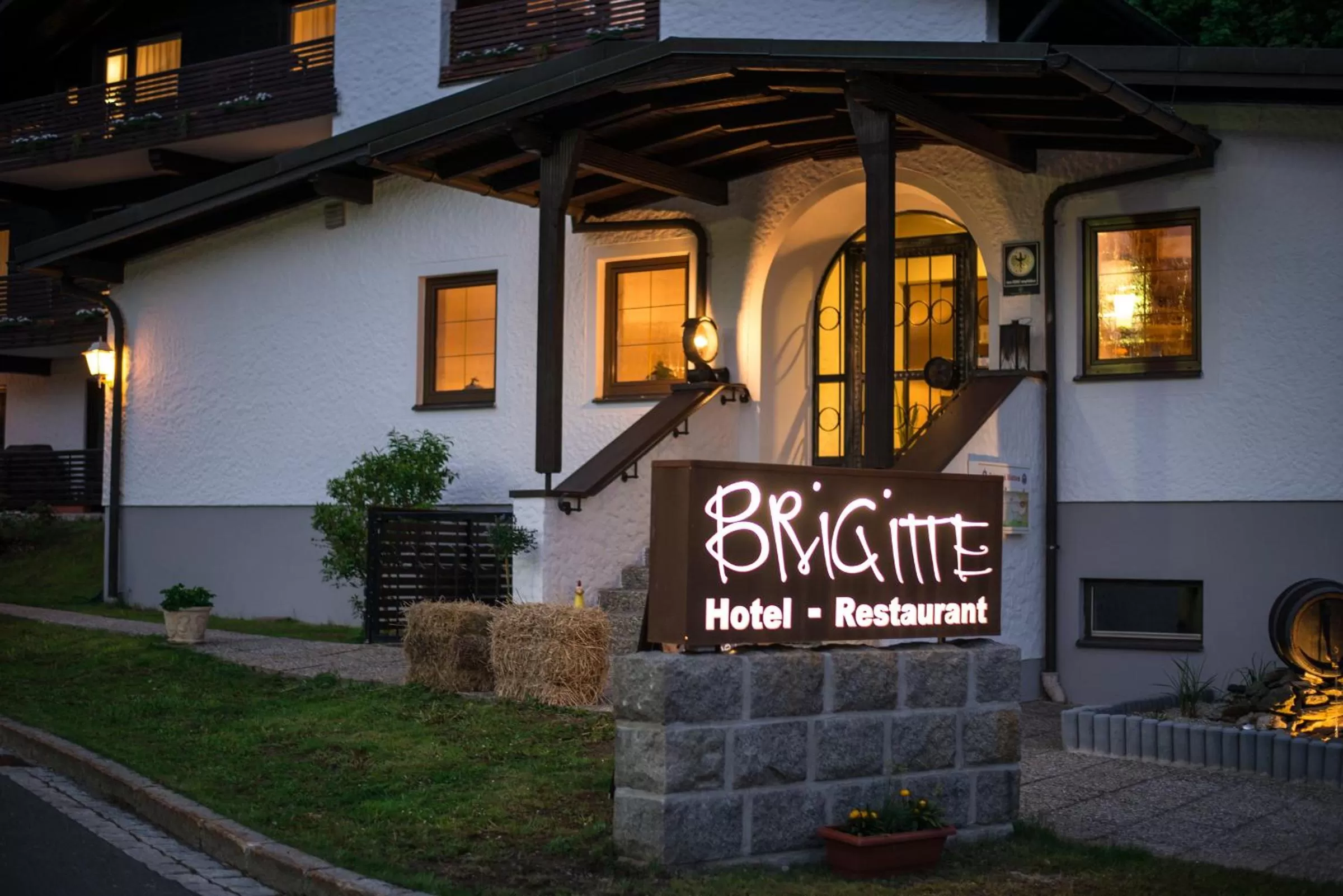 Facade/entrance in Hotel Restaurant Brigitte