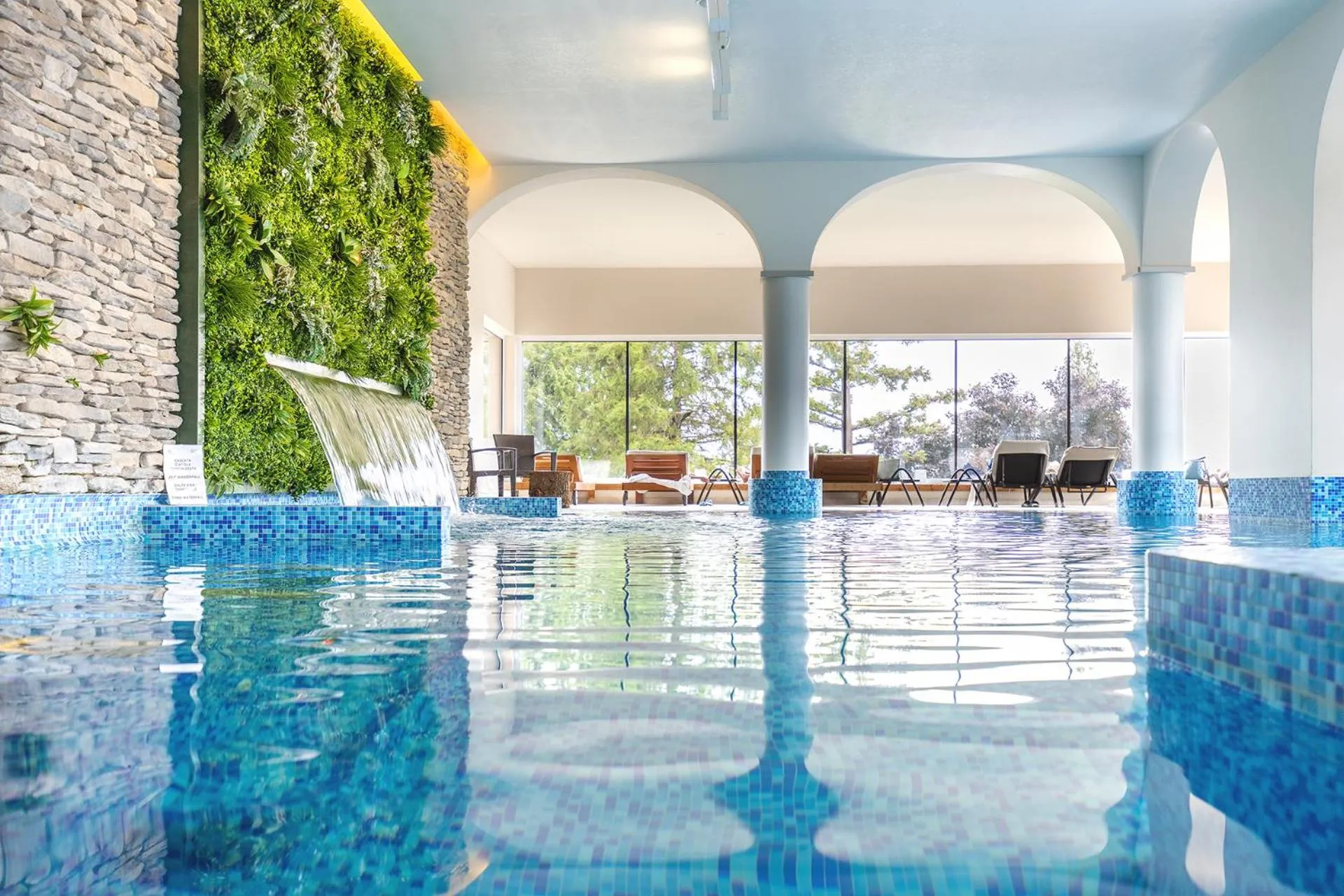 Swimming pool in Kurhaus Cademario Hotel & SPA - Adults Only
