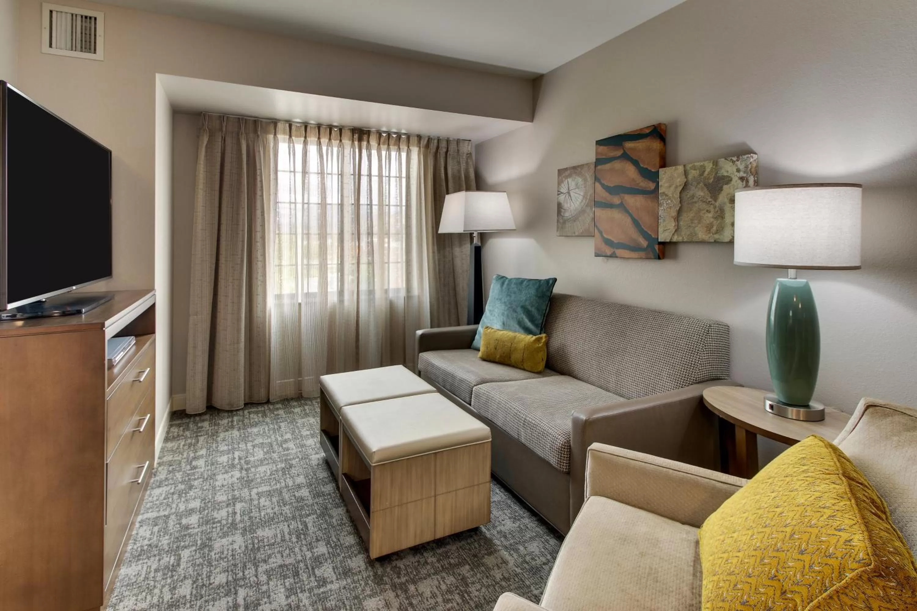 Photo of the whole room, Bed in Staybridge Suites Missoula by IHG