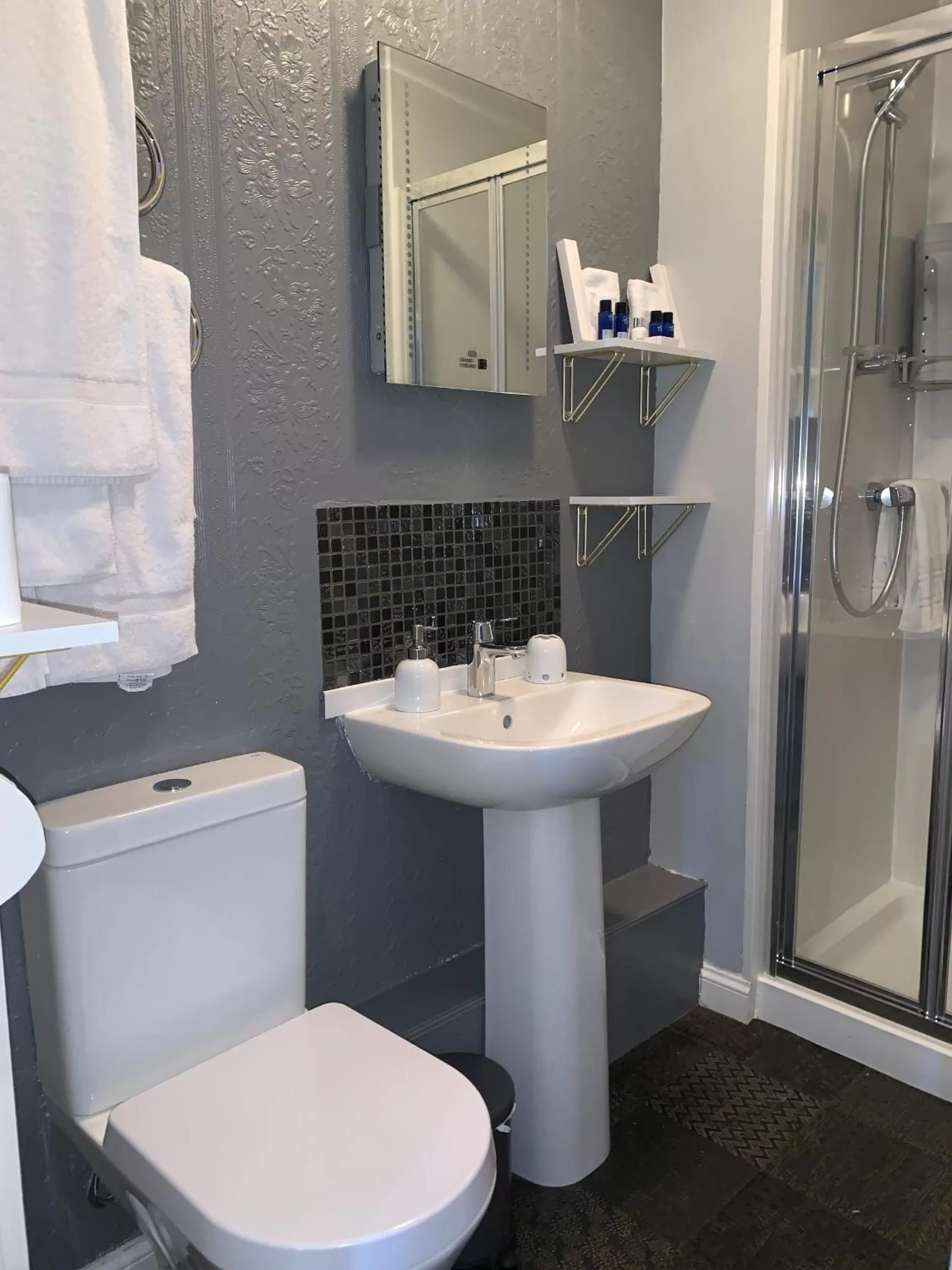 Bathroom in The Old Mill Inn