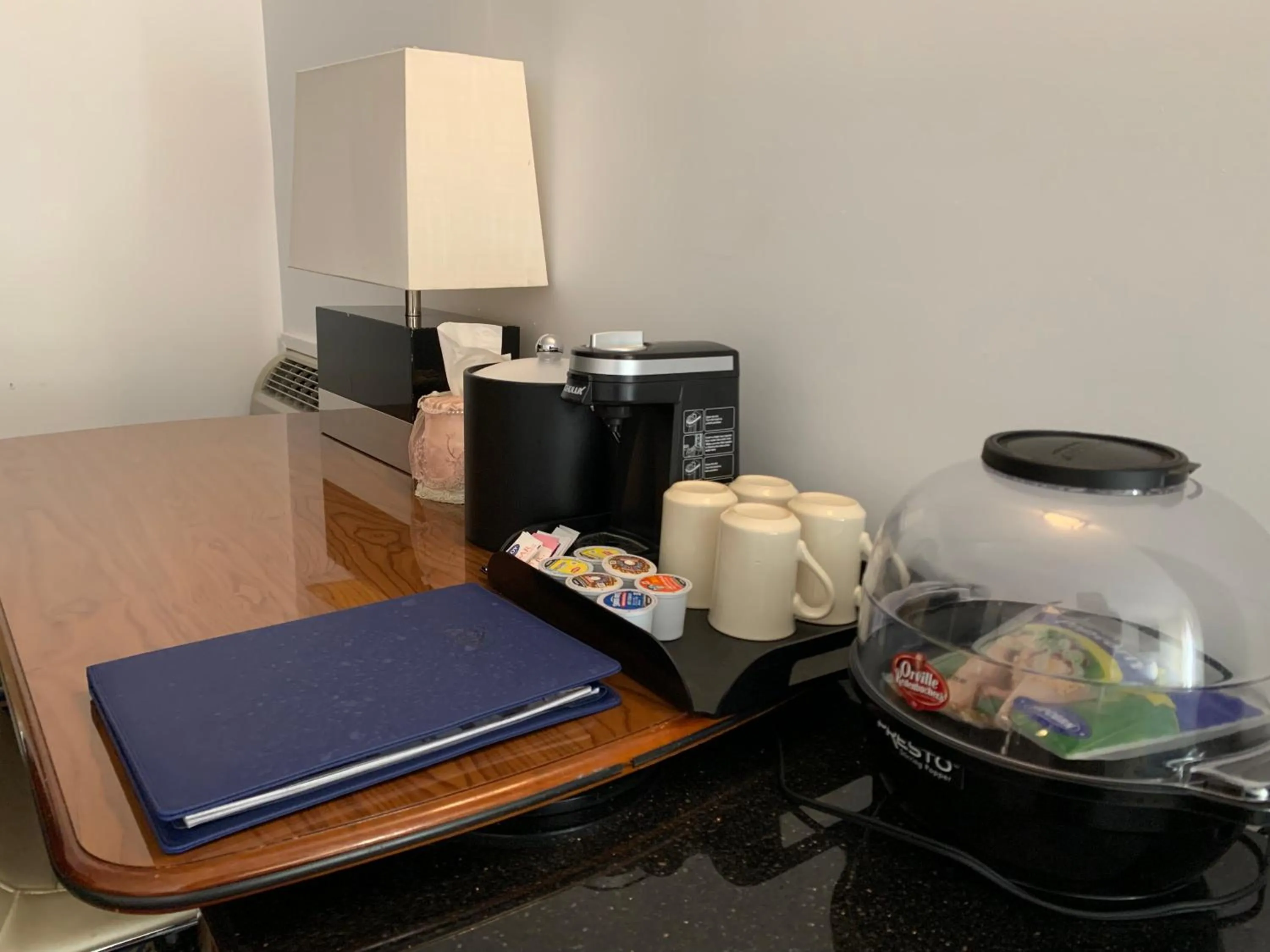 Coffee/tea facilities in Wangshi China Palace