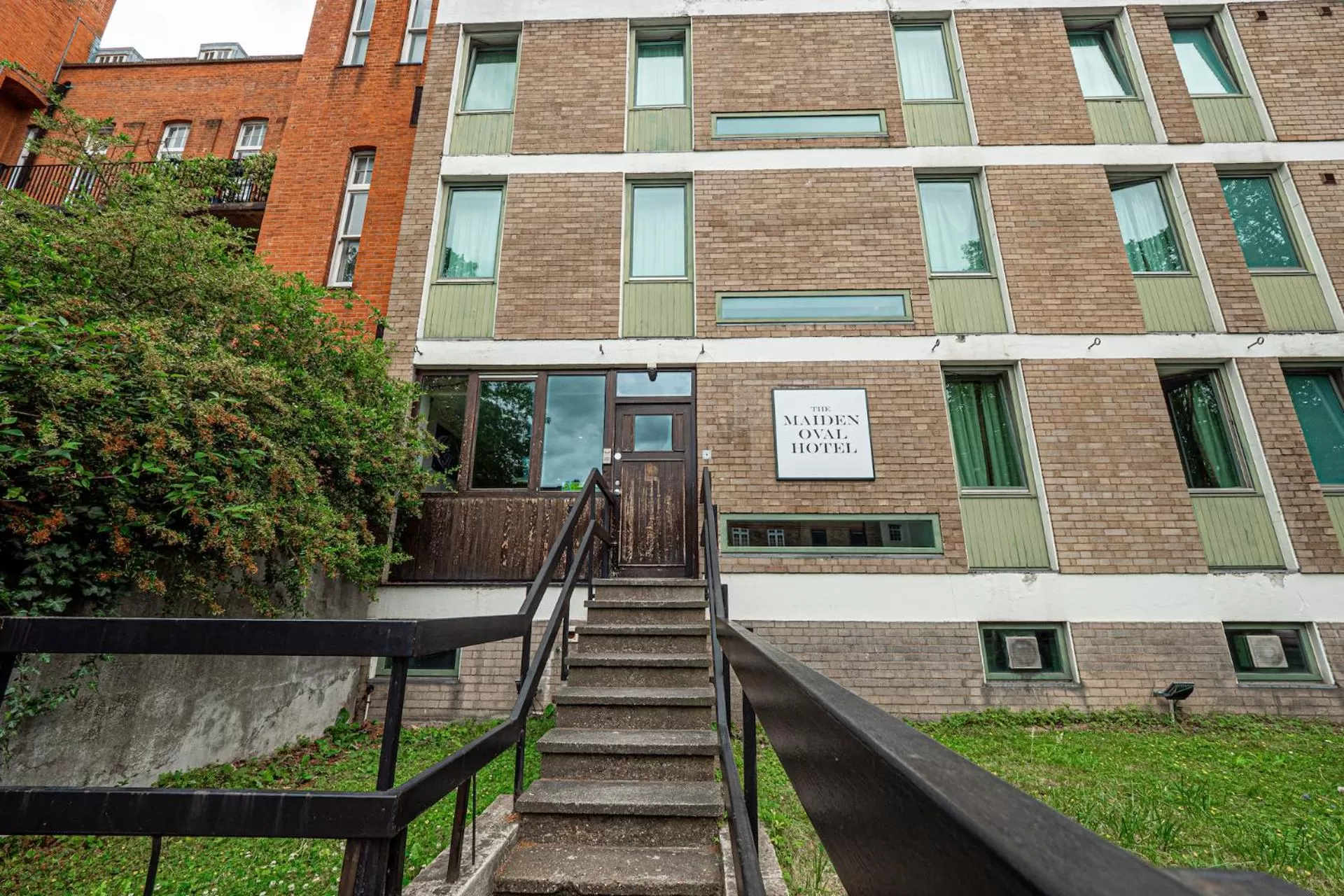 Property building in Maiden Oval