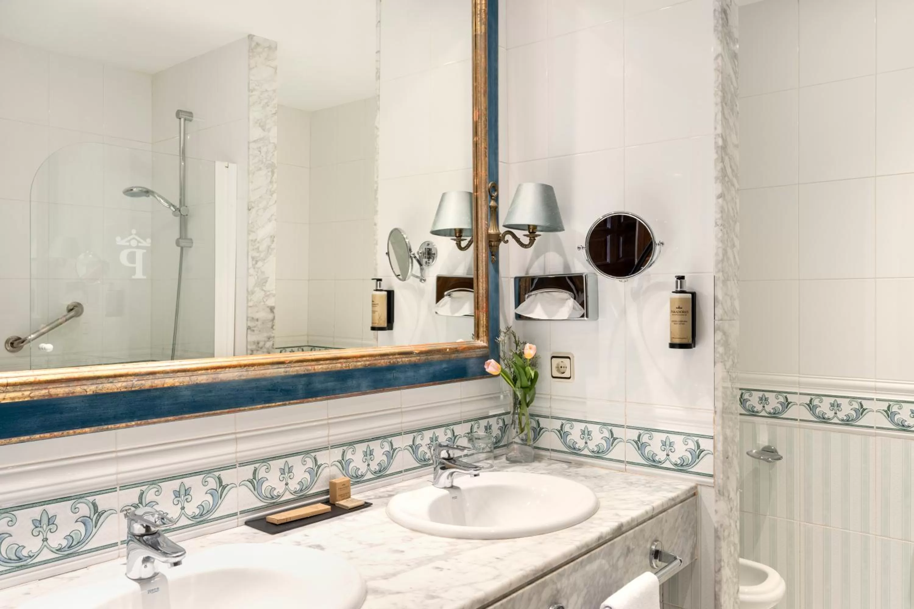 Bathroom in Parador de Lerma