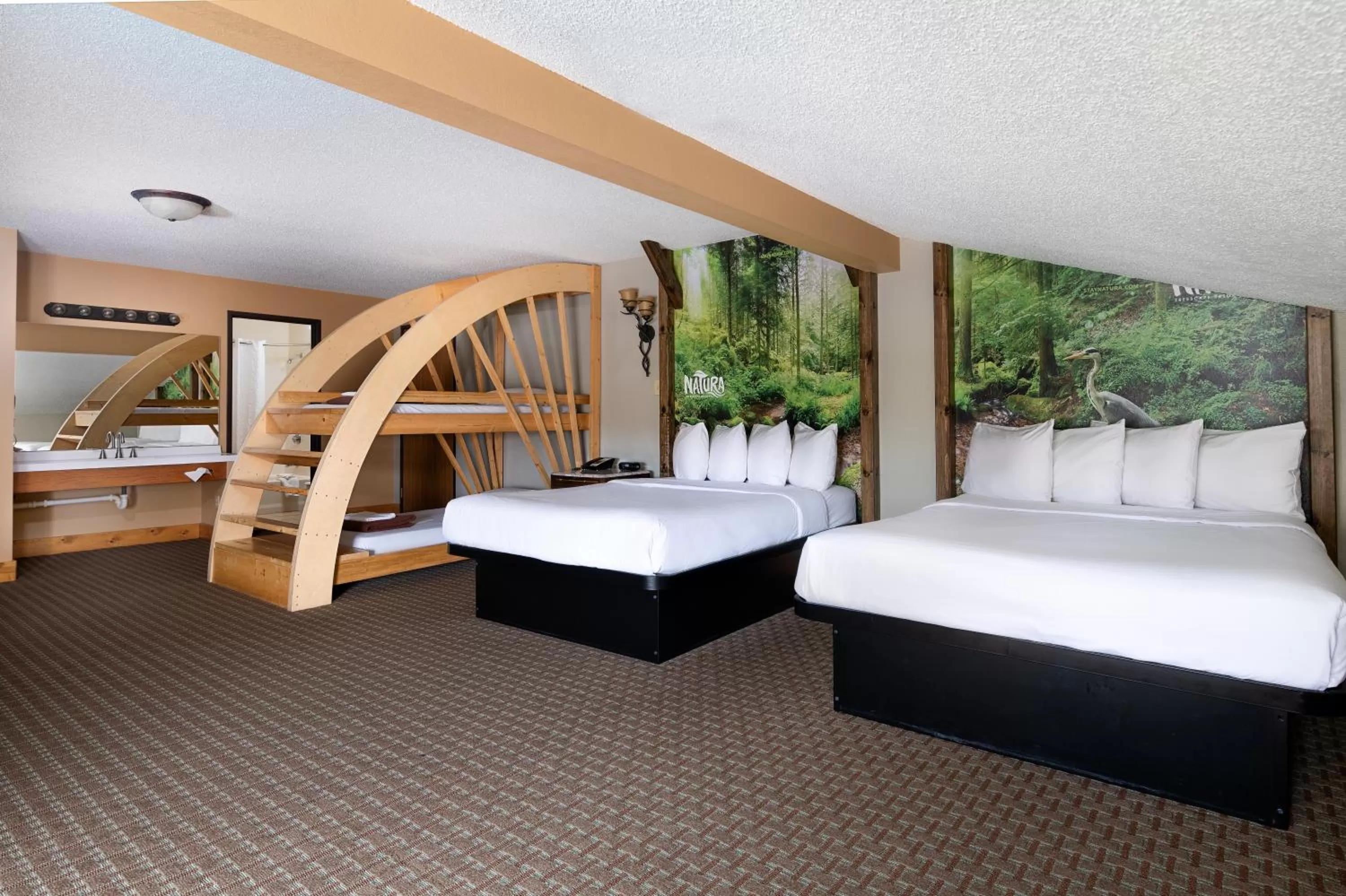 Bedroom, Bed in Natura Treescape Resort