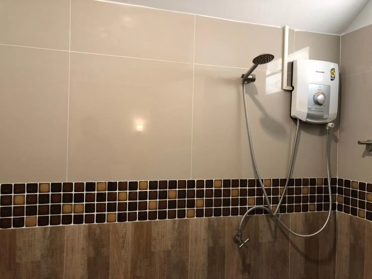 Bathroom in Ao Thong beach Bungalows