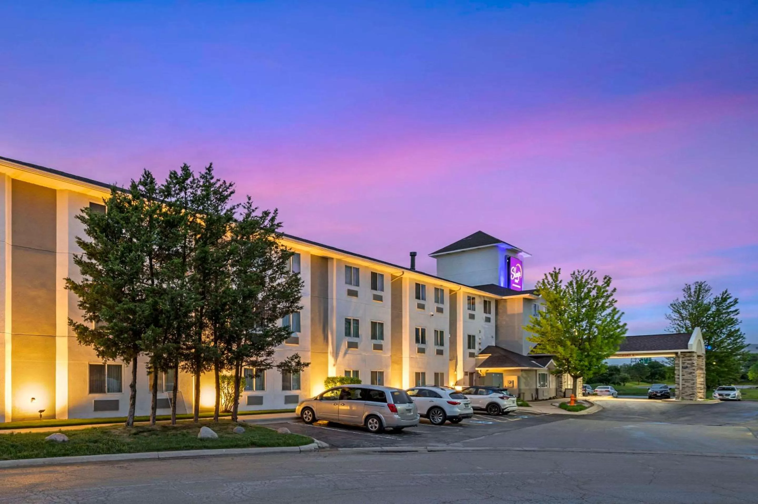 Property building in Sleep Inn Naperville - Chicago