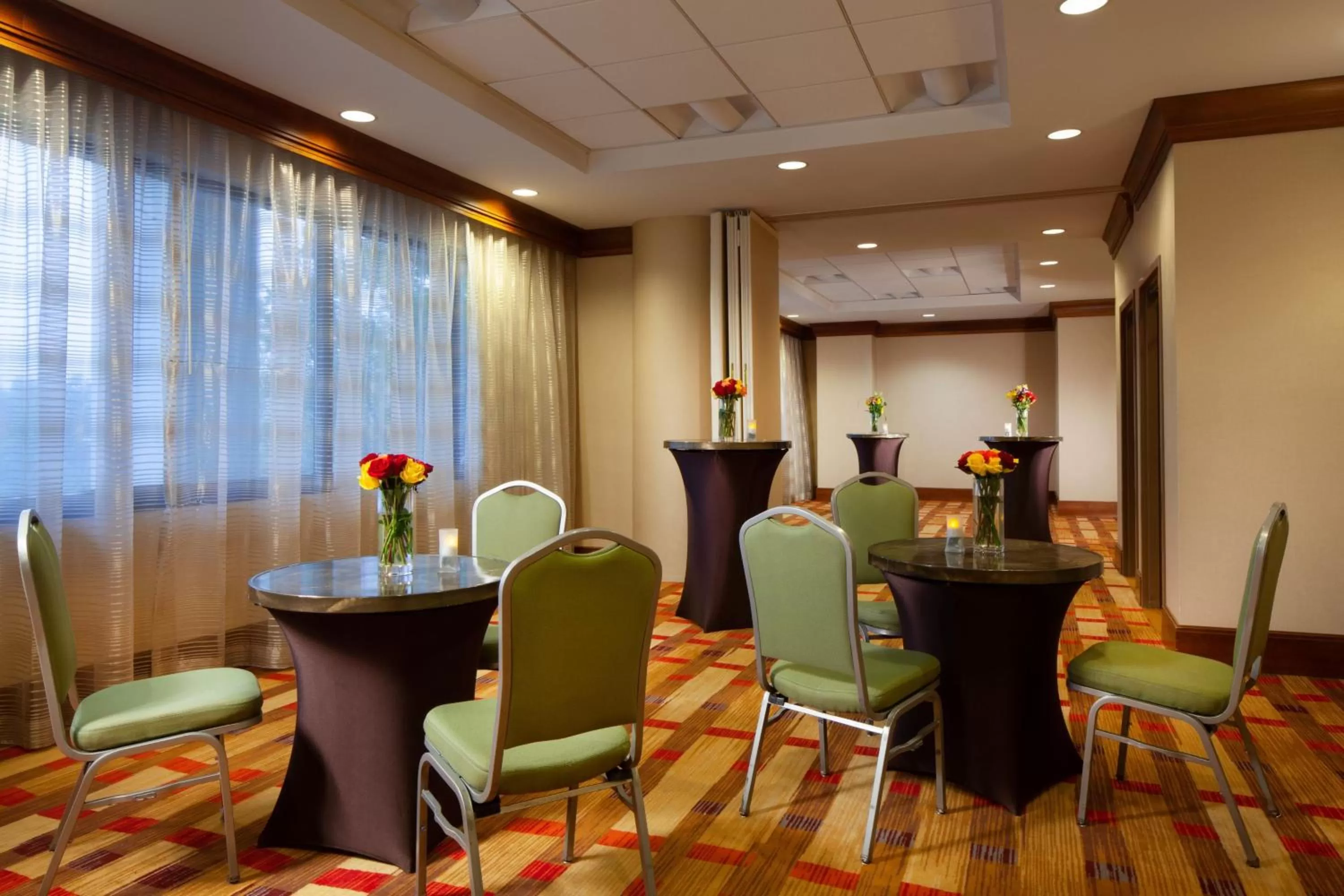 Lobby or reception in Marriott Memphis East