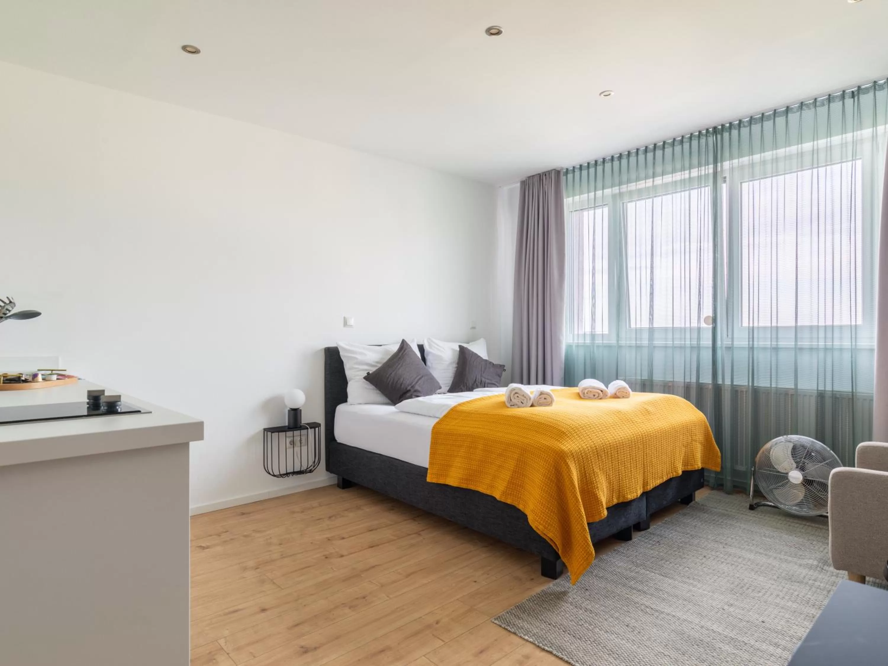 Bed in Limehome Darmstadt Wilhelminenstraße - Digital Access