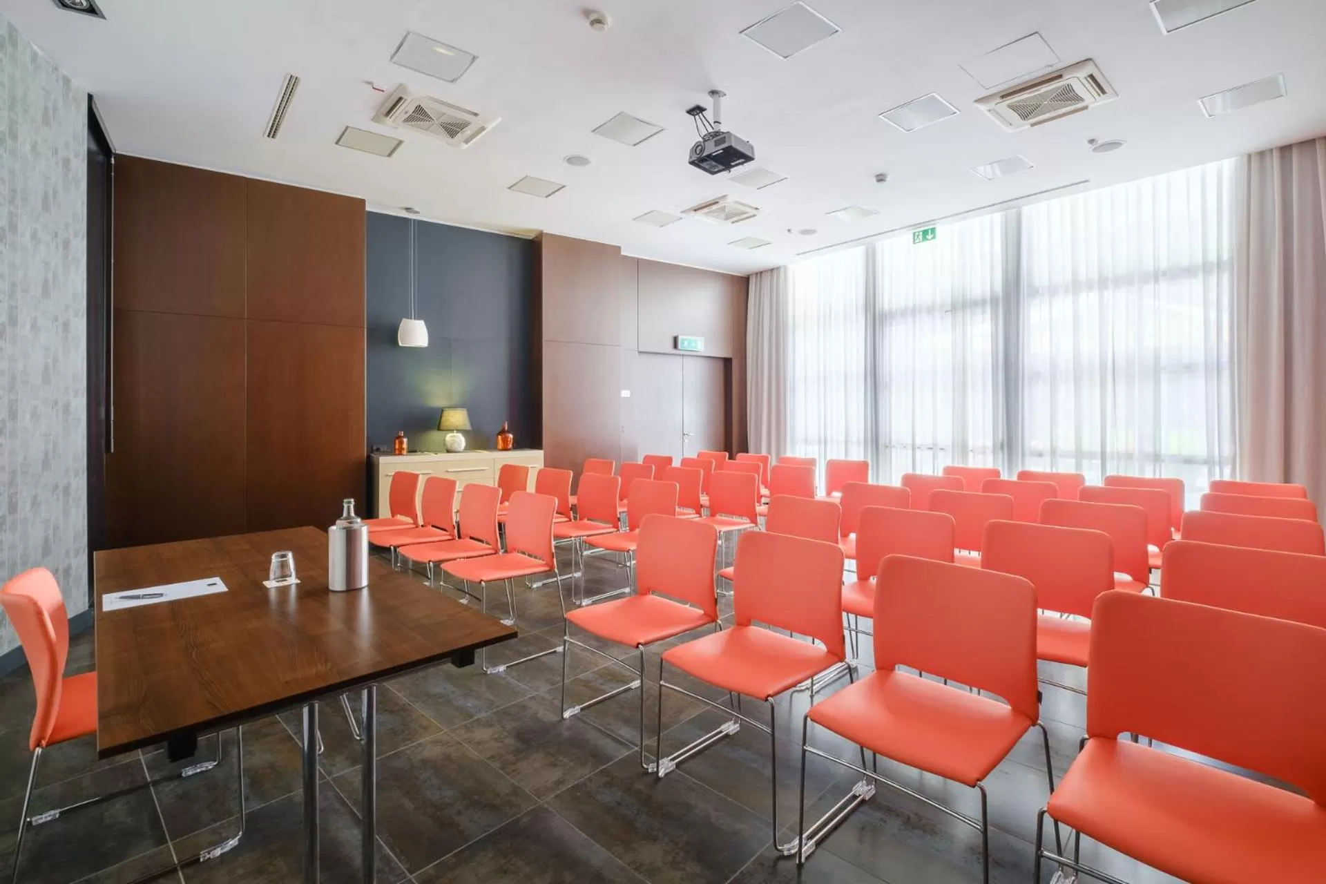 Meeting/conference room in Savhotel Fiera Bologna