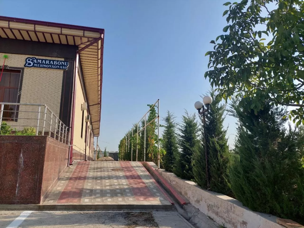Balcony/Terrace in Samarabonu Hotel