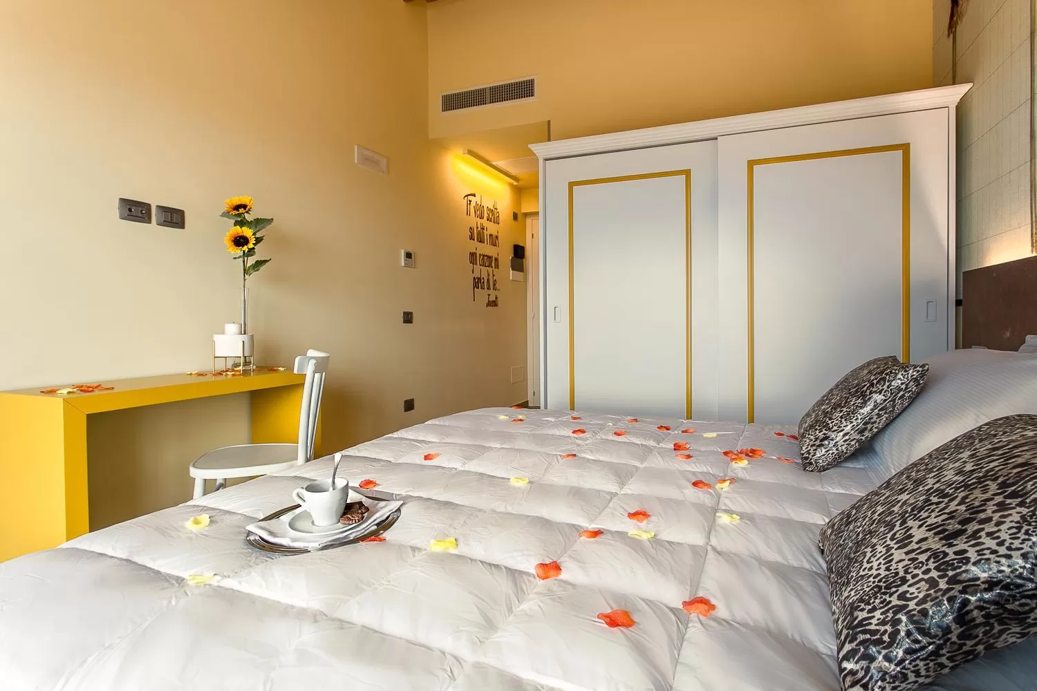 Decorative detail, Bed in BellavistaRelax