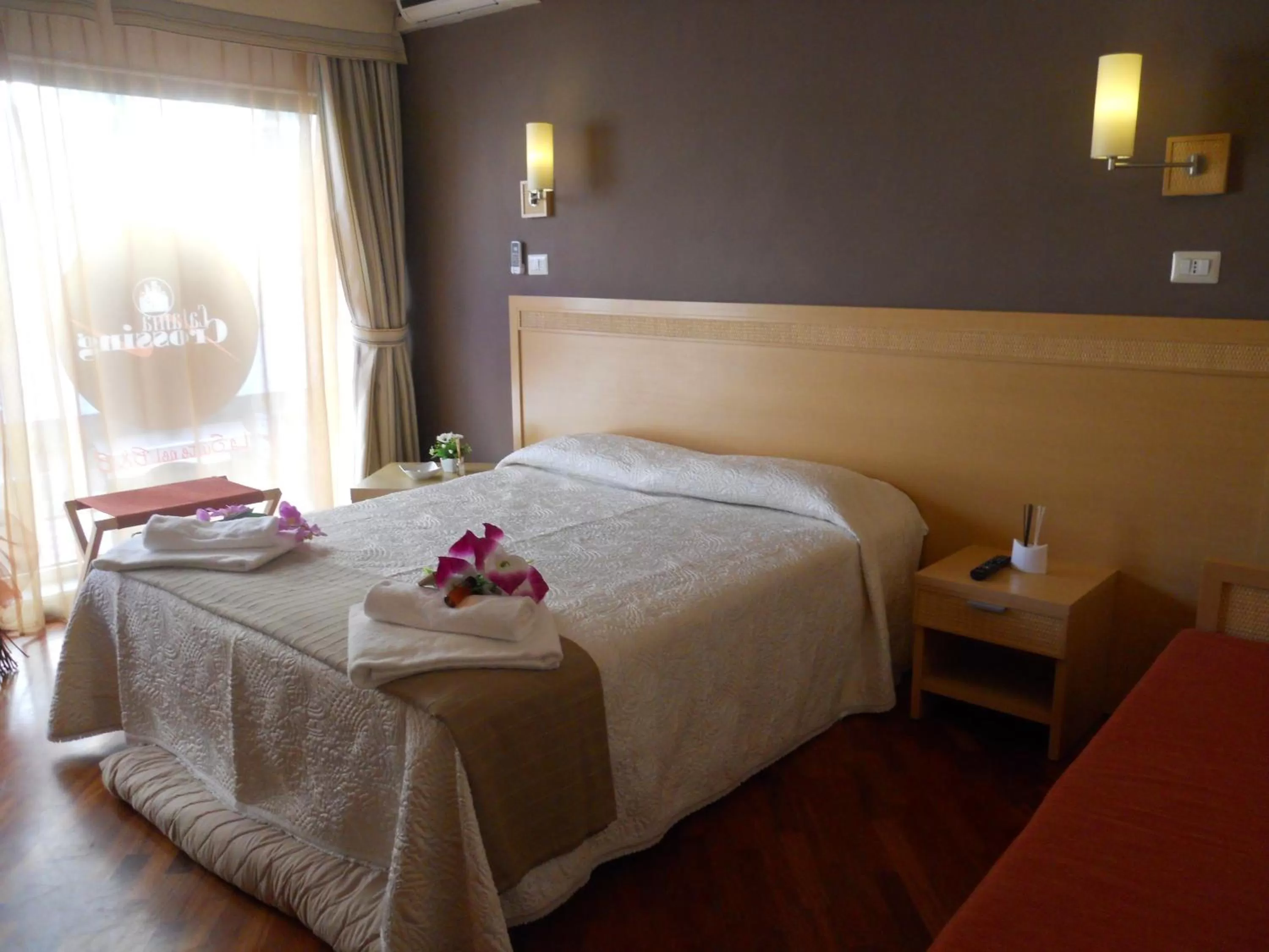 Bed in Catania Crossing B&B - Rooms & Comforts