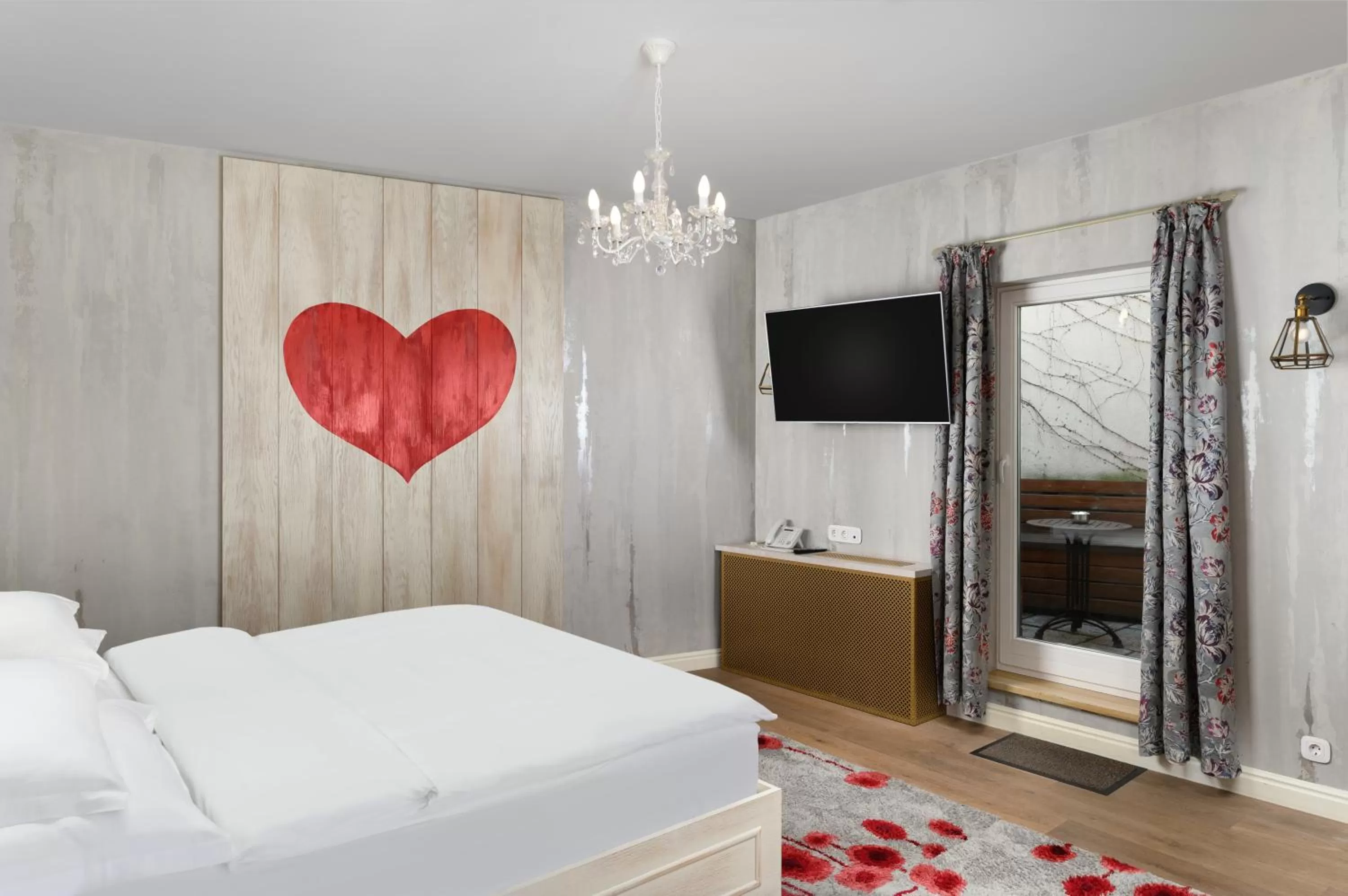 Photo of the whole room, Bed in Maison Bistro & Hotel