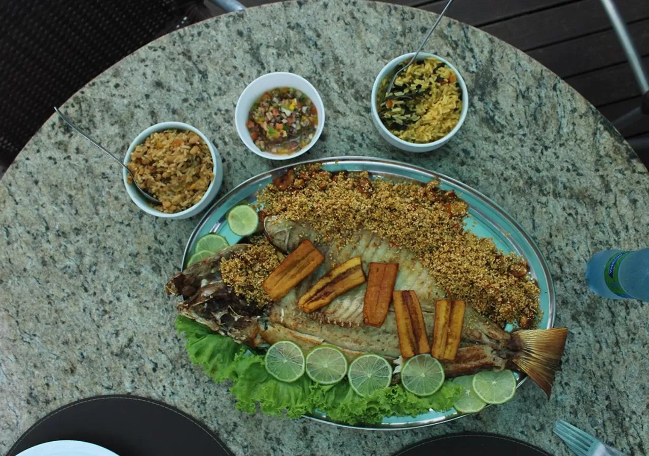 Food and drinks, Lunch and Dinner in Uiara Amazon Resort