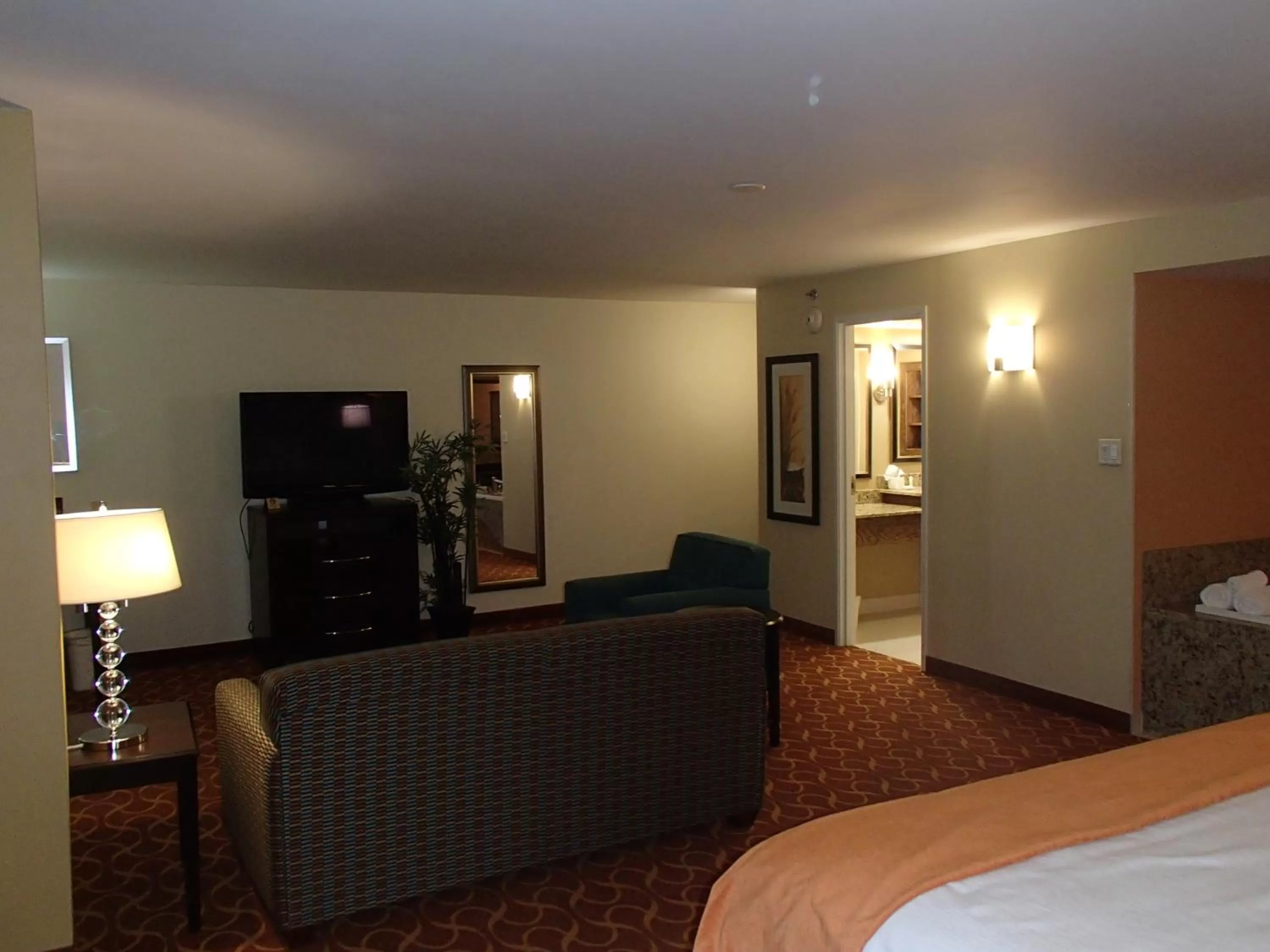 Bed in Lux Hotel & Spa, Trademark Collection by Wyndham