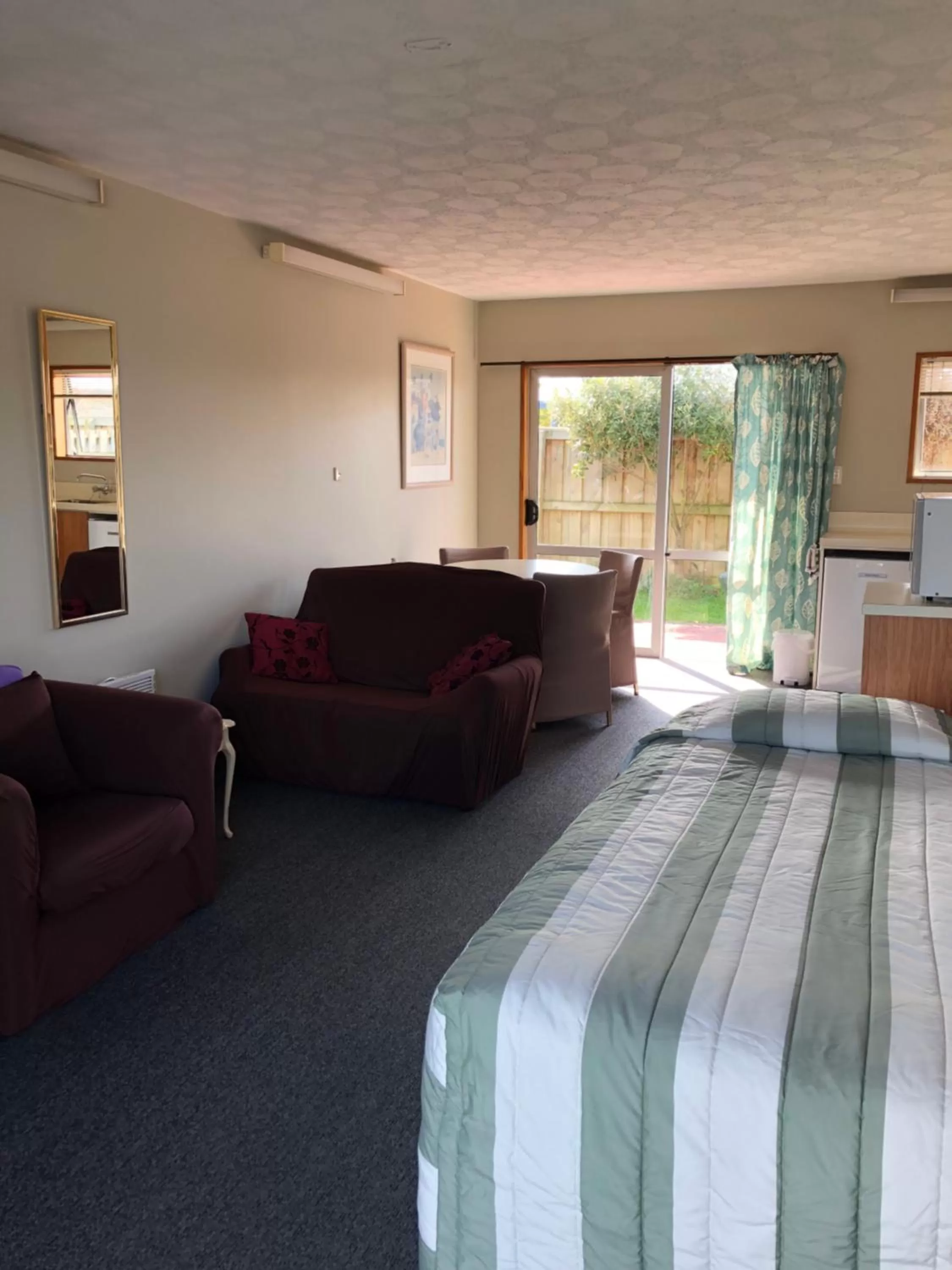 Lilybrook Motel