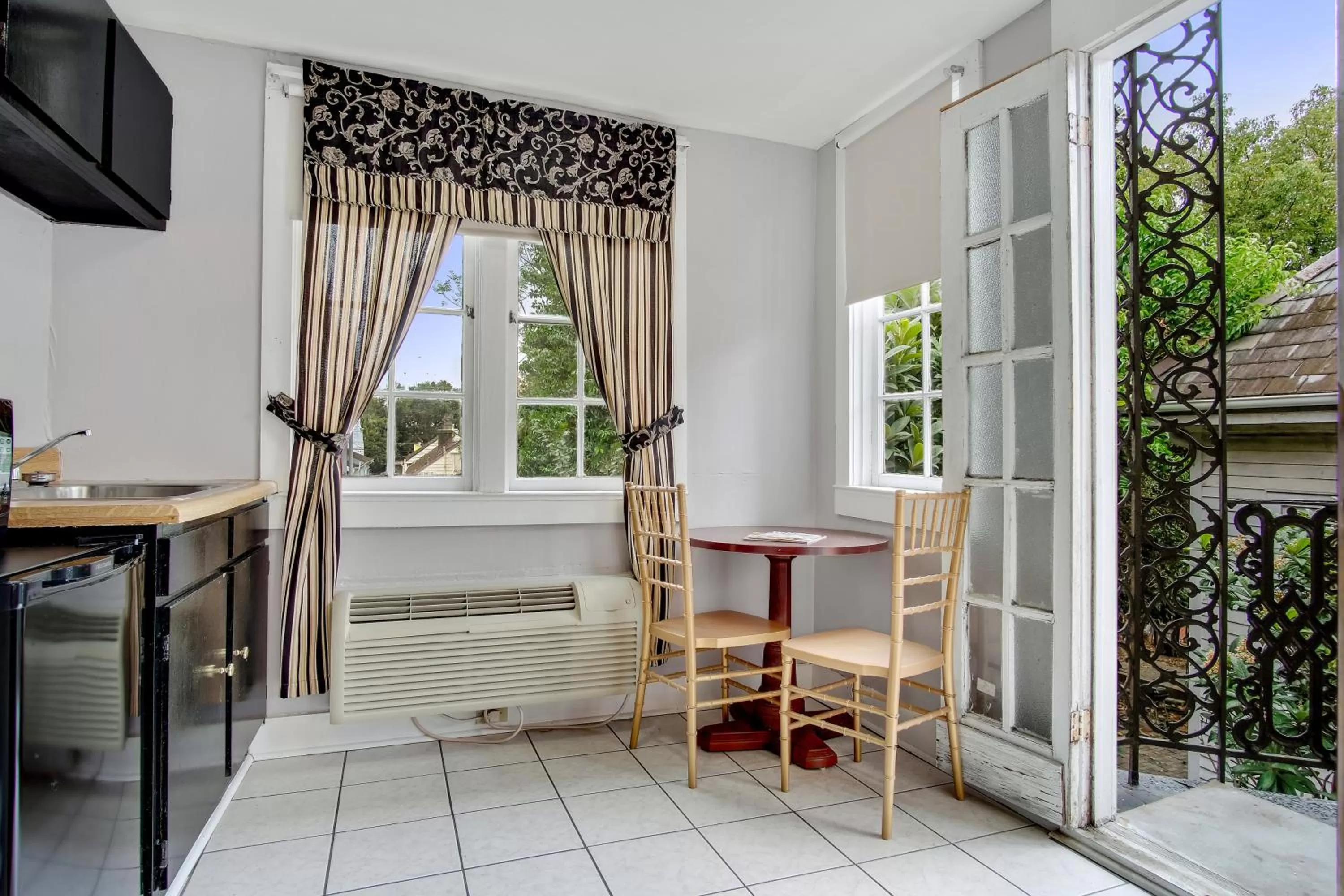 Balcony/Terrace in Rathbone Mansions New Orleans