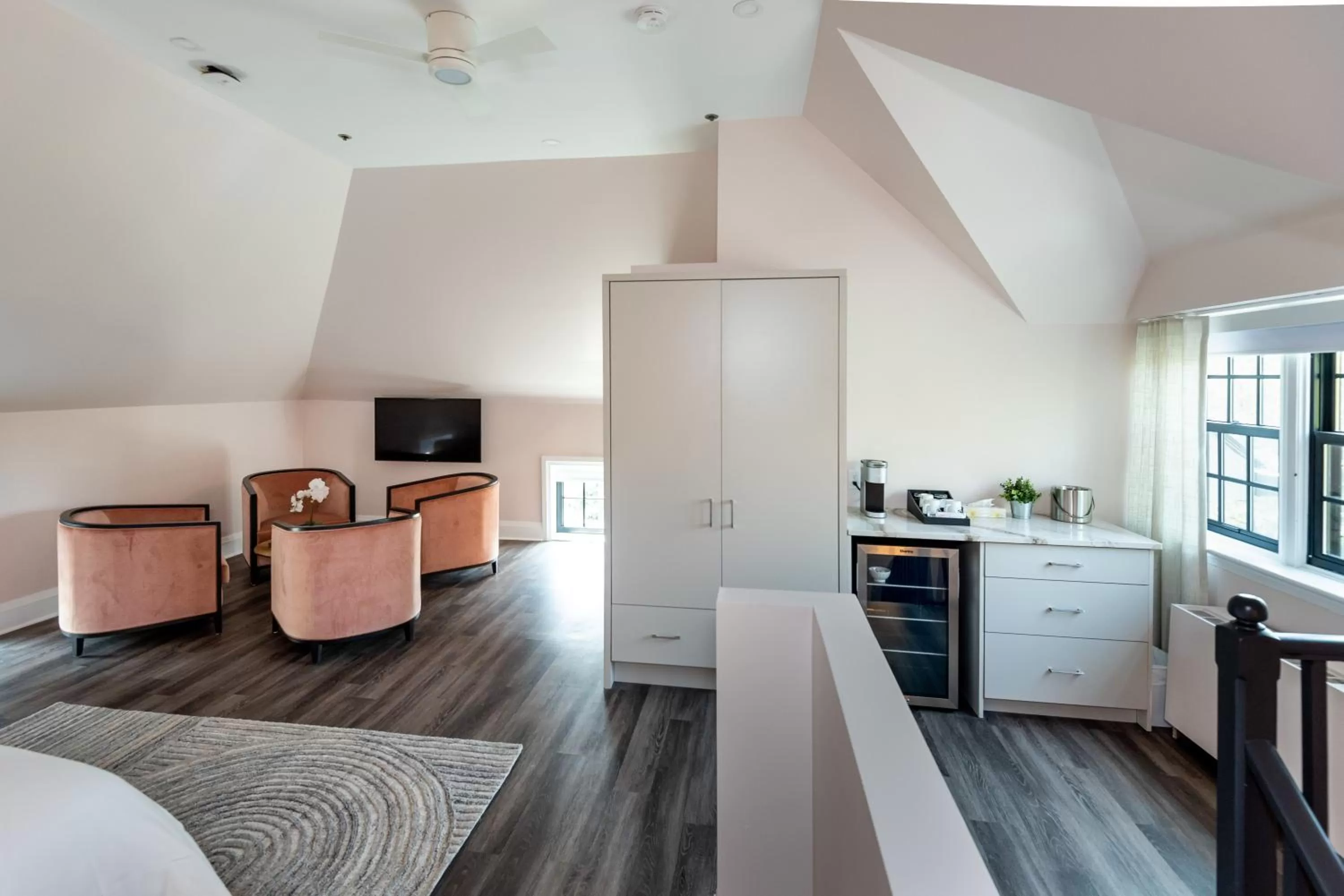 Living room in The Glenerin Inn