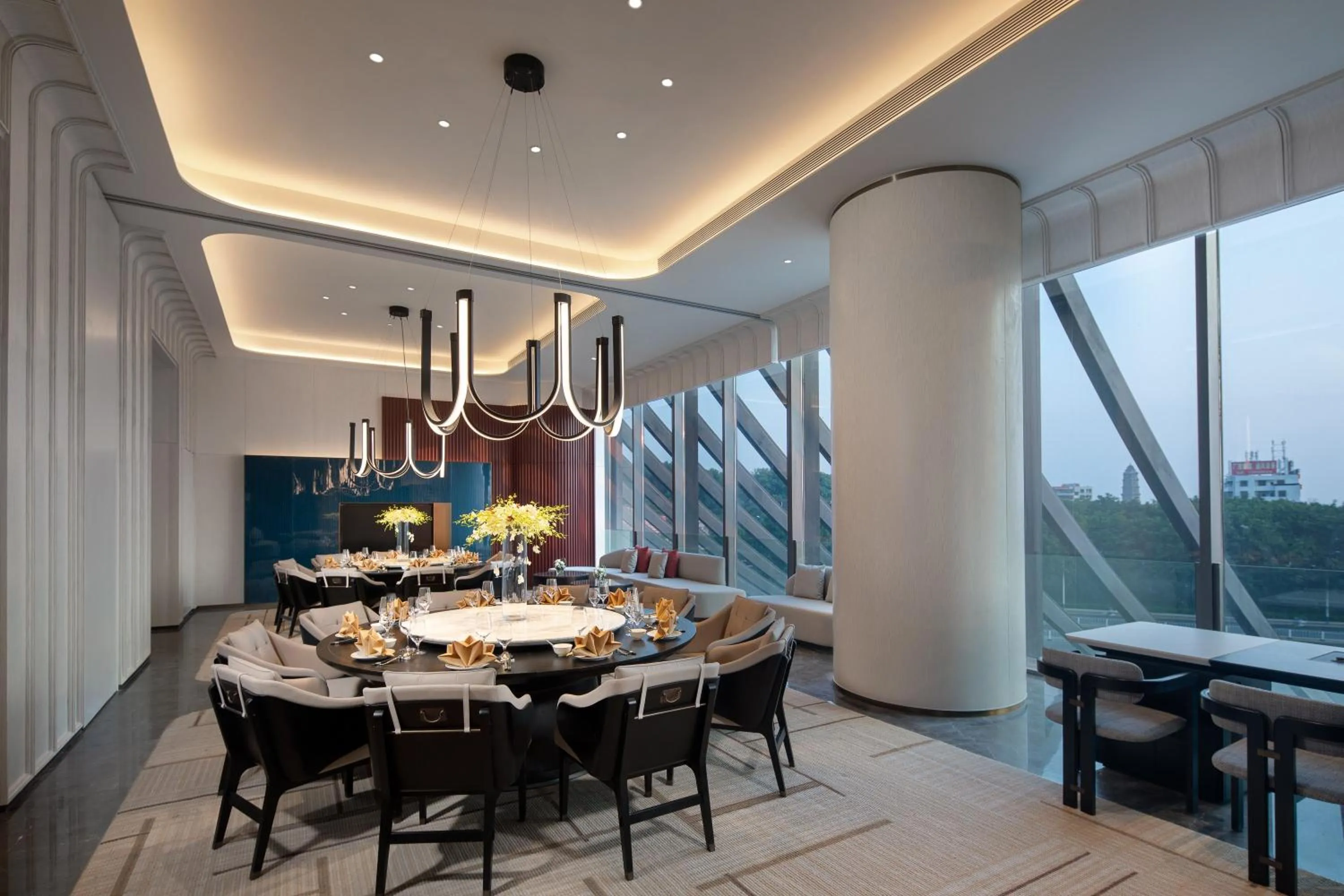 Restaurant/places to eat in Crowne Plaza Chaozhou Riverside by IHG