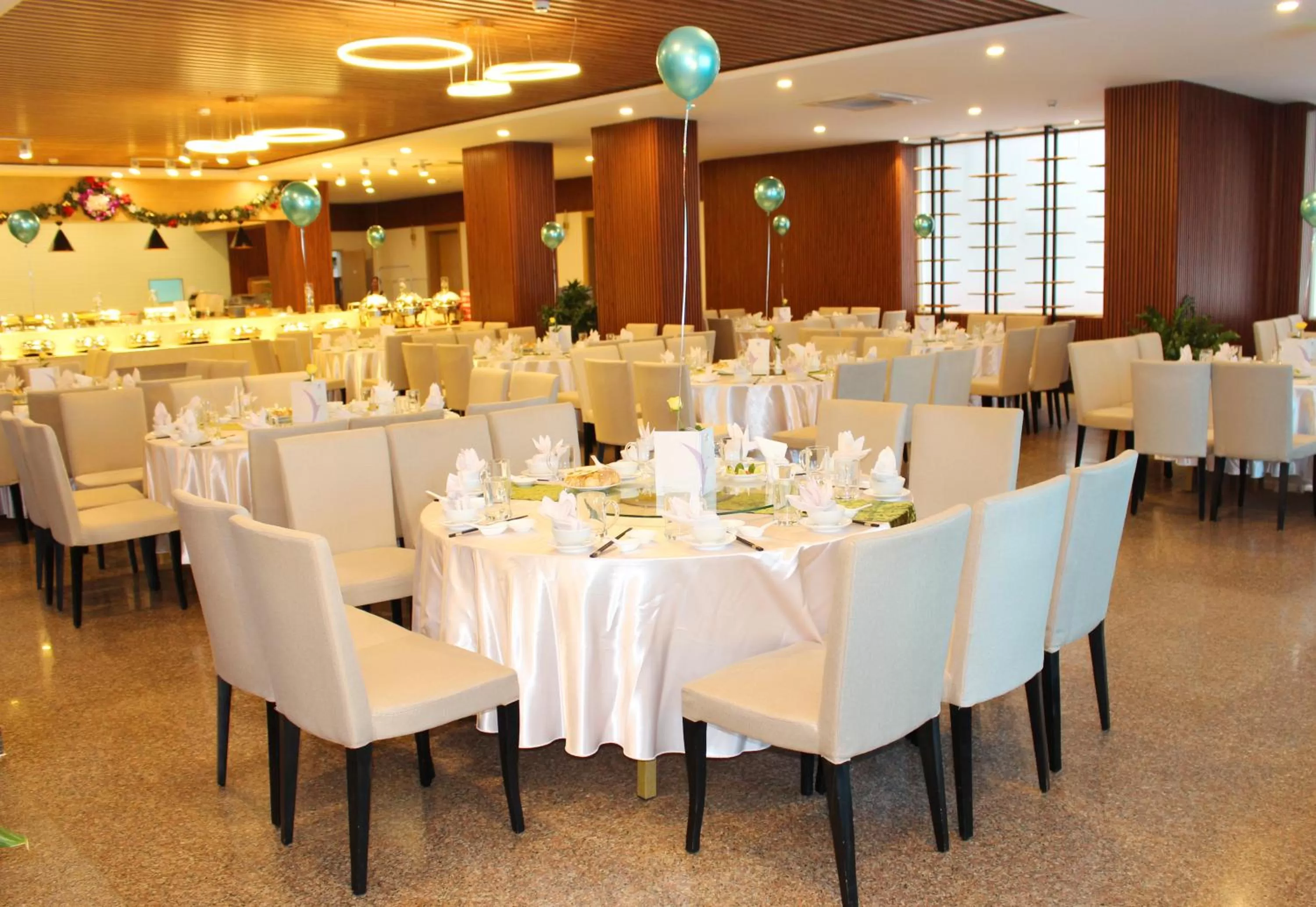 Restaurant/places to eat in TTC Hotel Can Tho