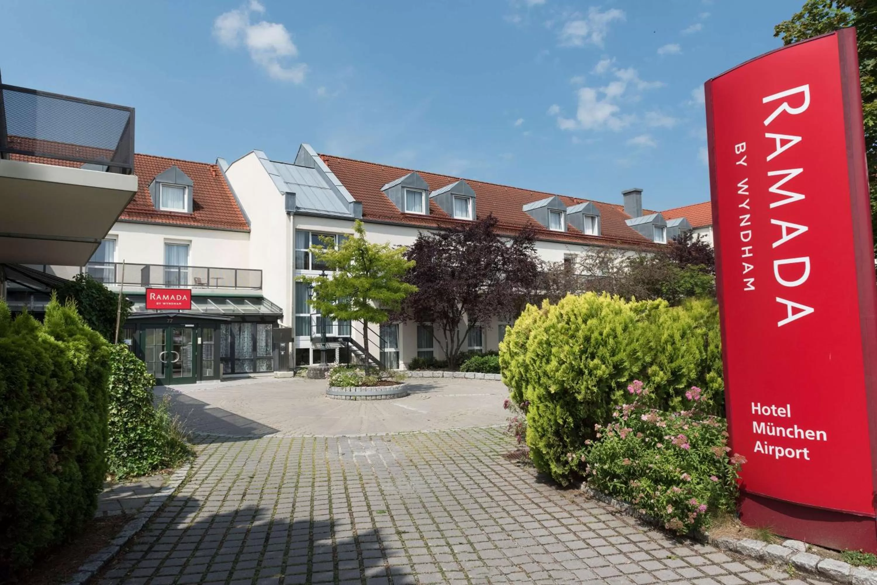 Property building in Ramada by Wyndham München Airport
