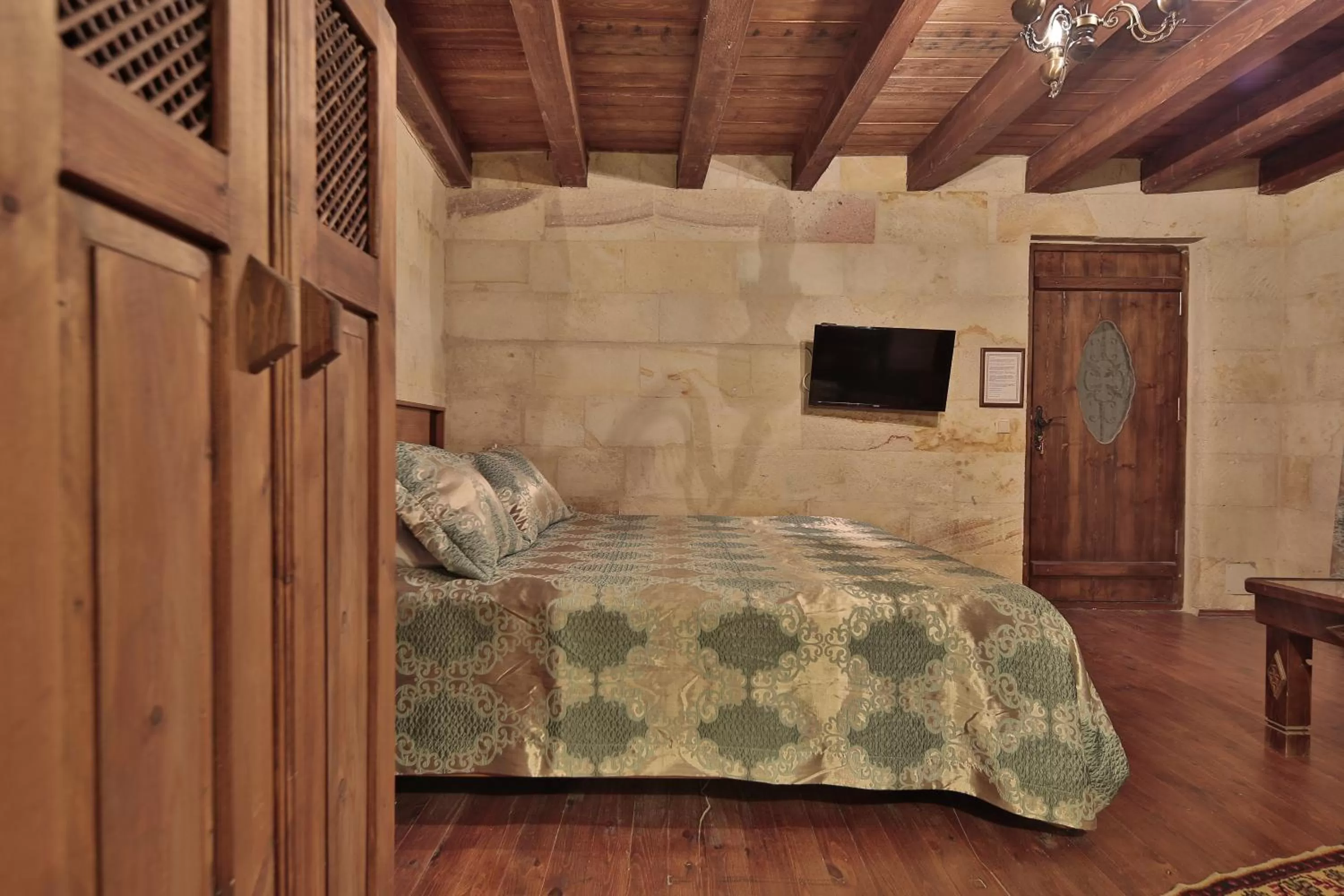 Other, Bed in Shoestring Cave House