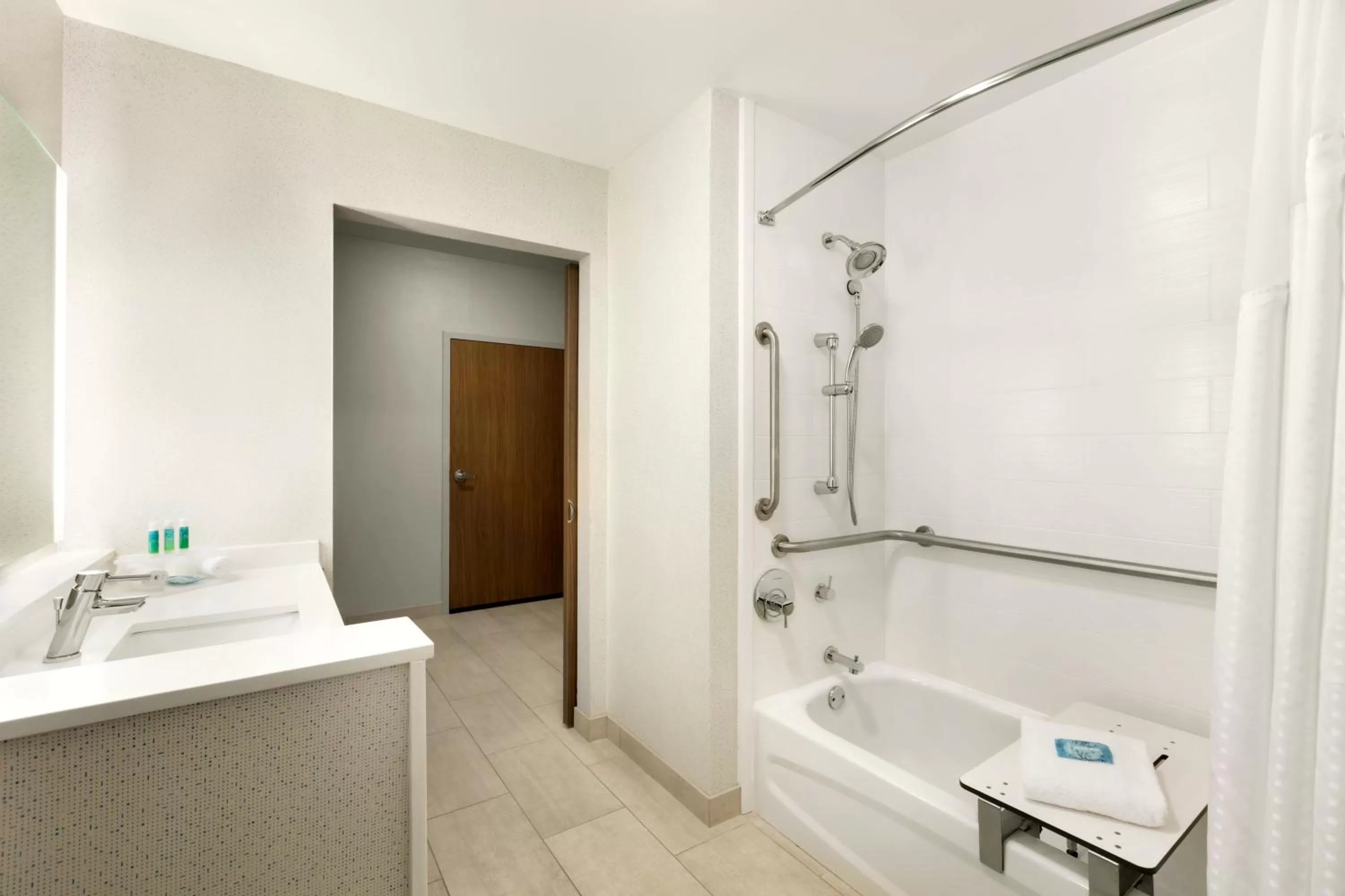 Bathroom in Holiday Inn Express & Suites Salisbury by IHG