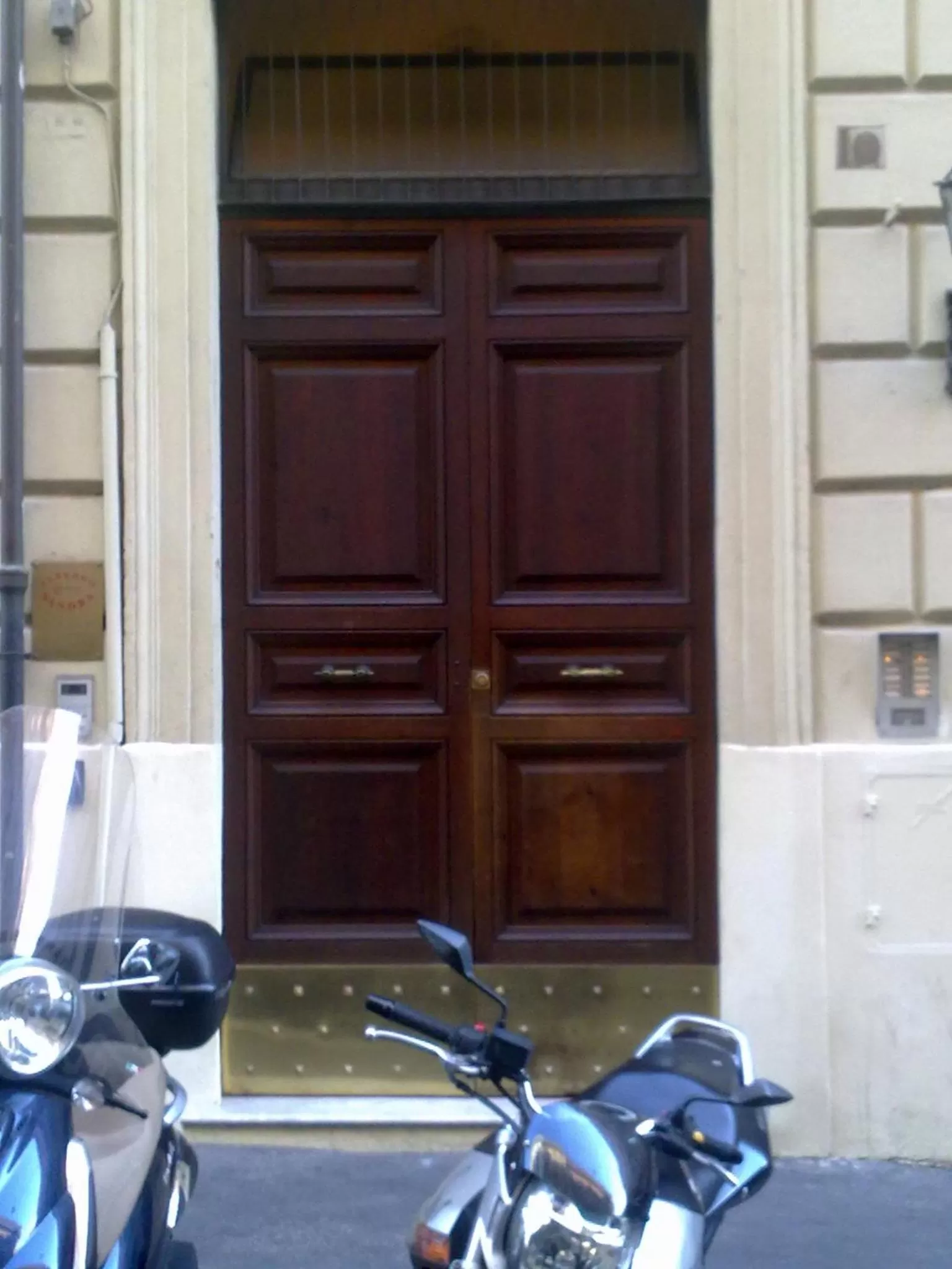 Facade/entrance in Albergo Sandra