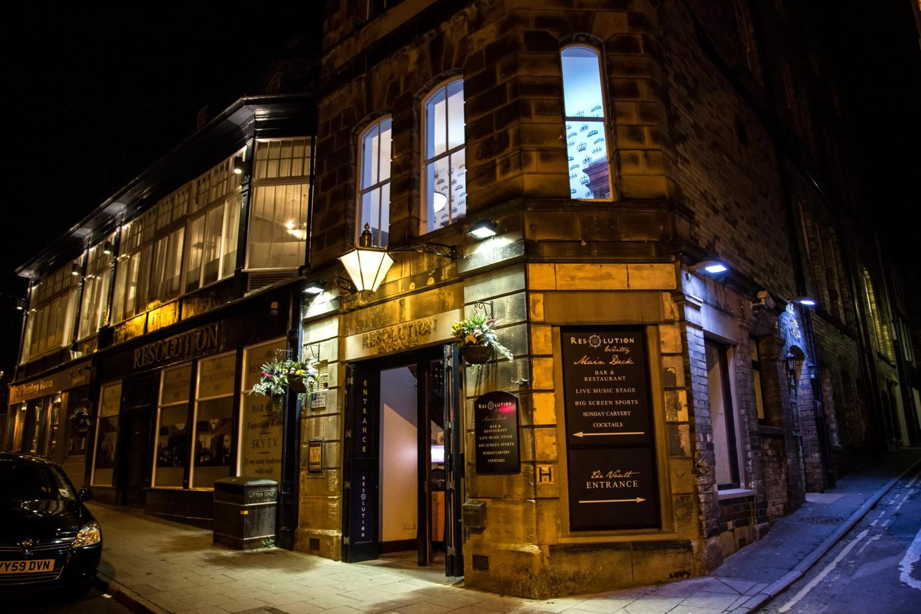 Facade/entrance in The Resolution Hotel